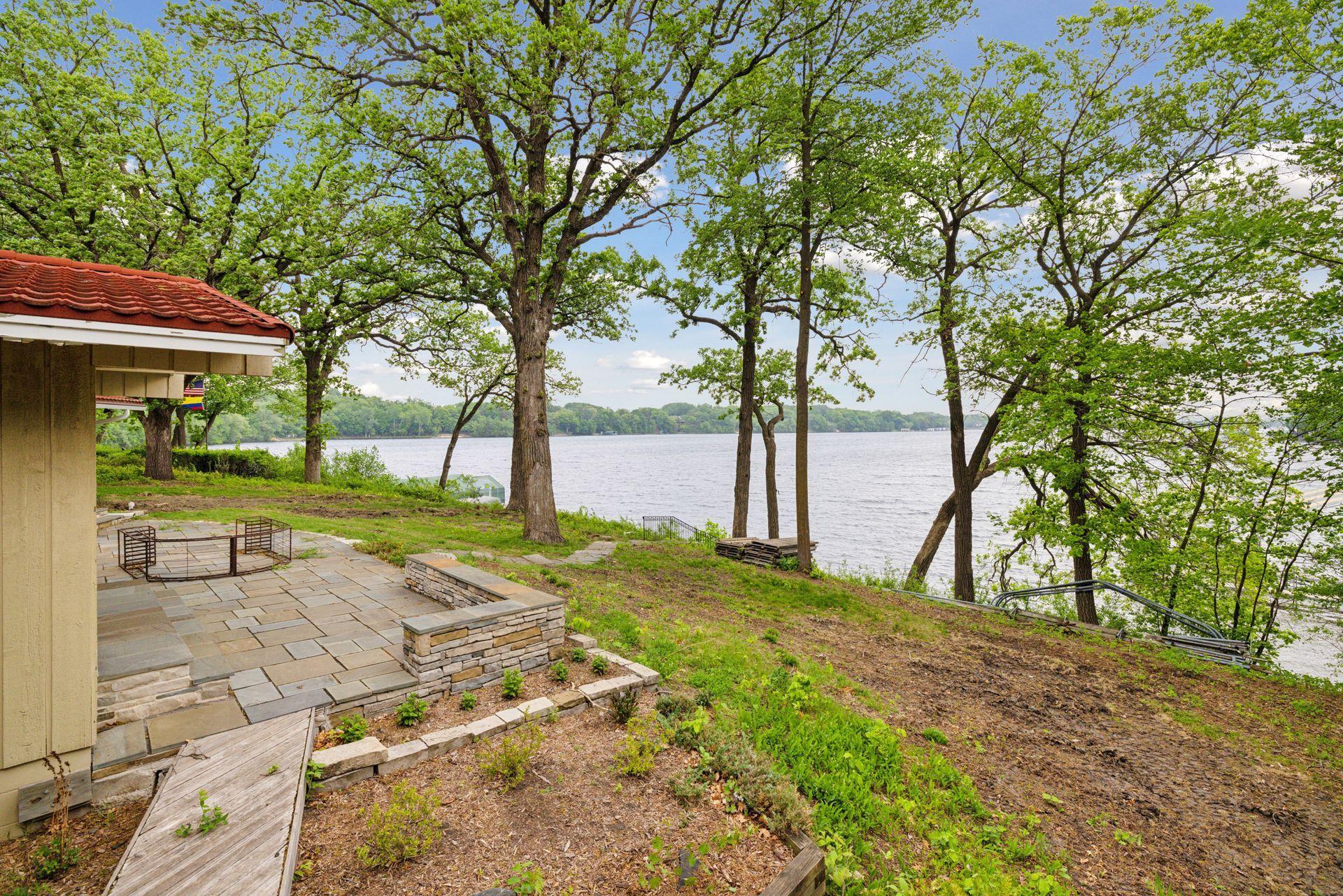 850 Windjammer Ln, Orono