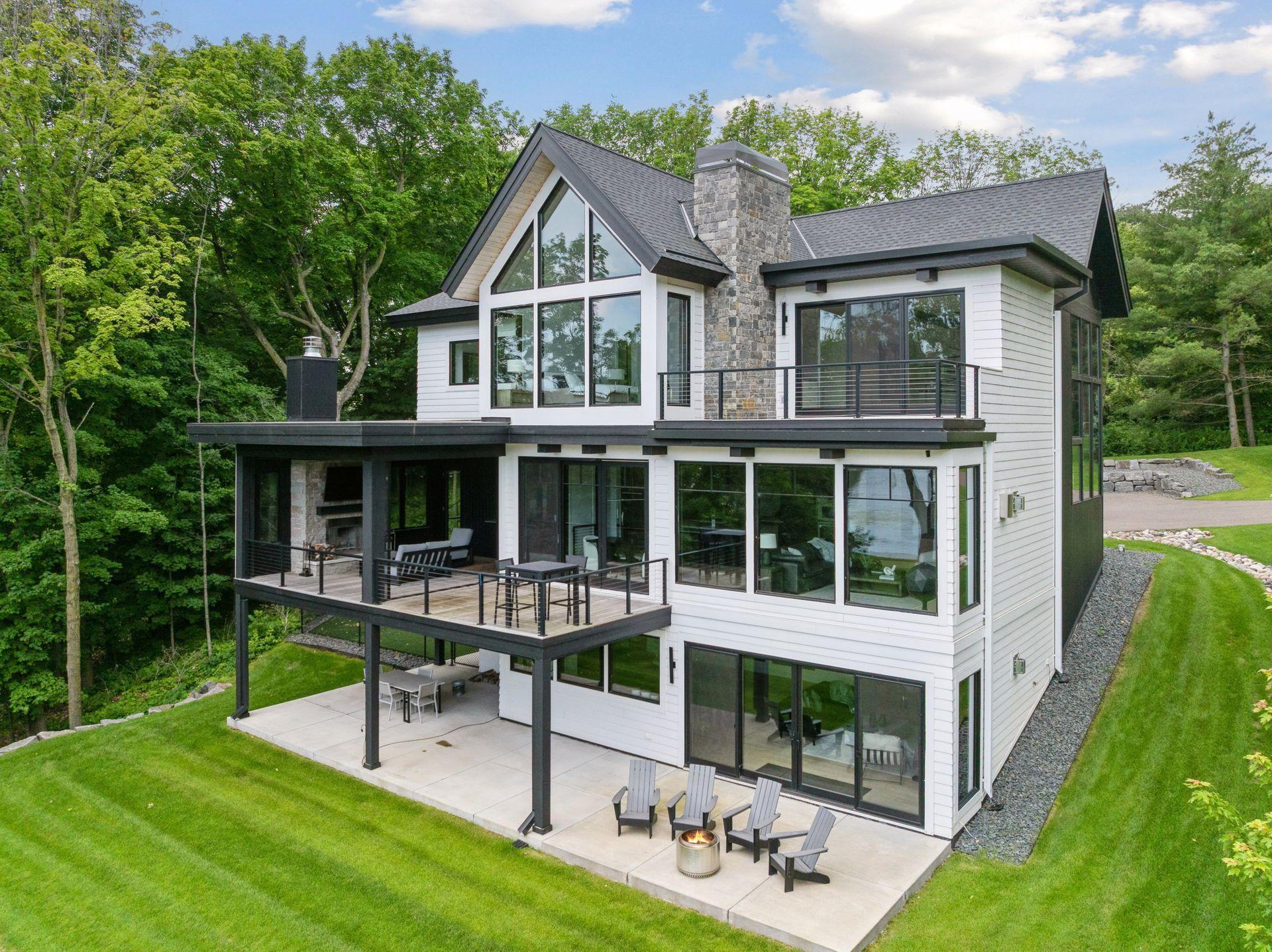 1300 Wildhurst Trl, Orono