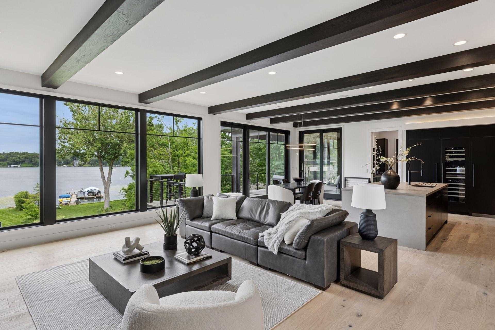 1300 Wildhurst Trl, Orono