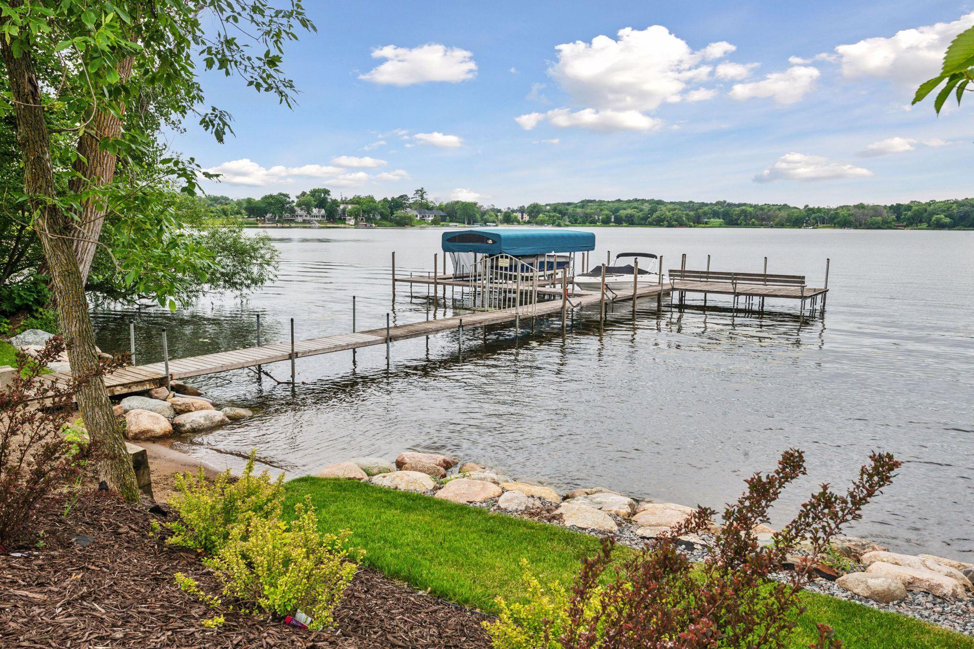 289 Wolf Pointe Trl, Long Lake