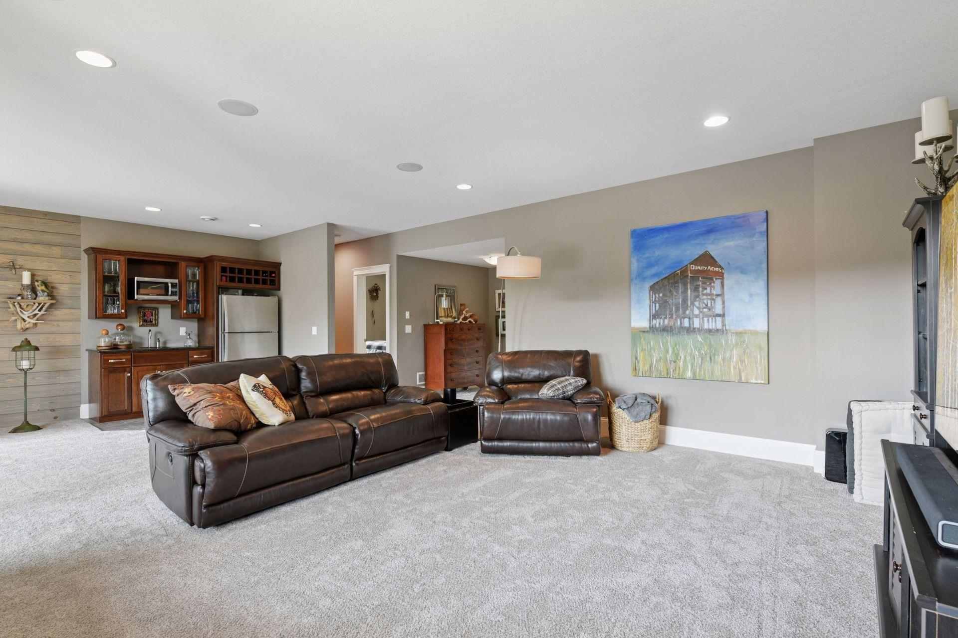 5425 Polaris Ln, Plymouth