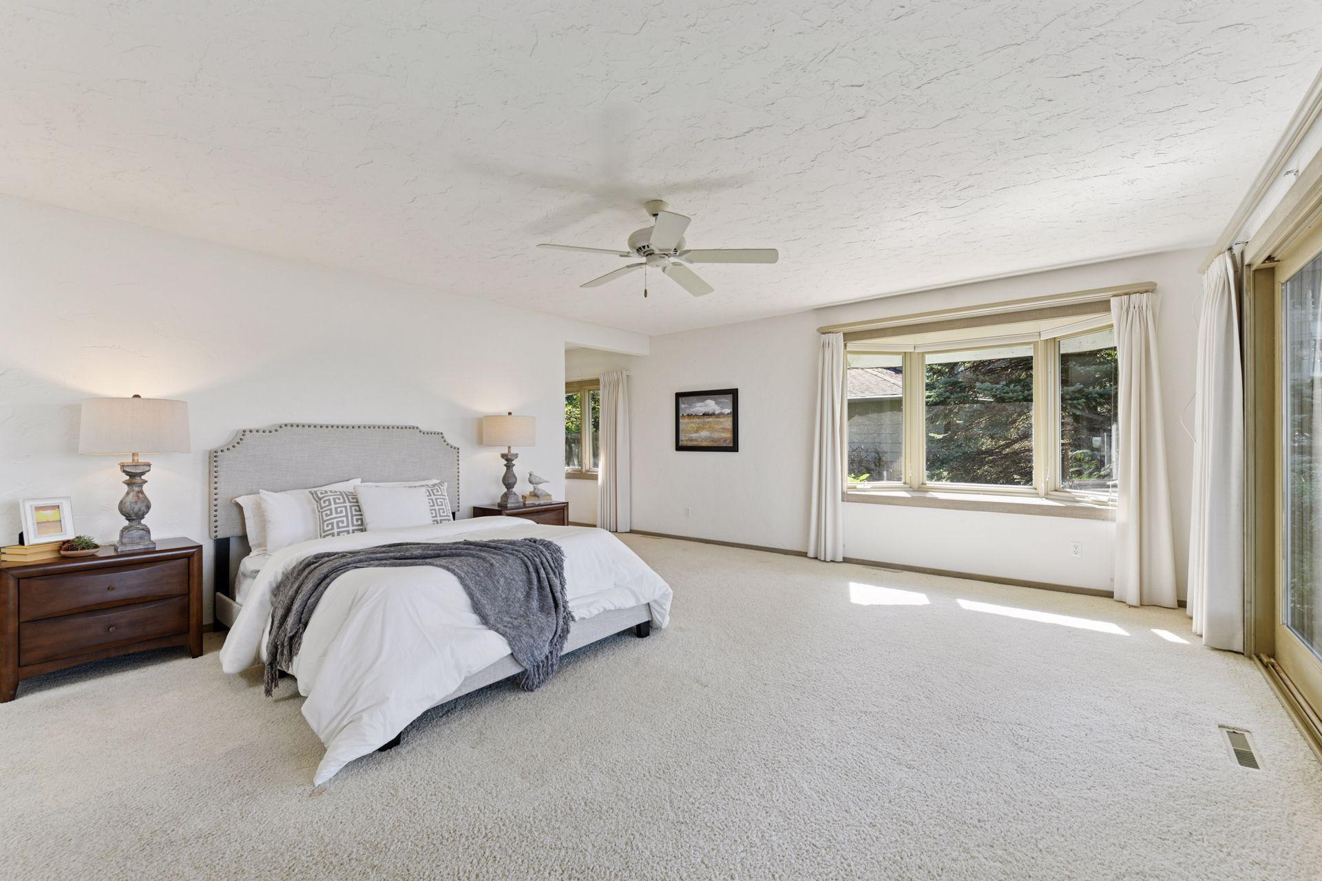 4410 Manitou Rd, Tonka Bay