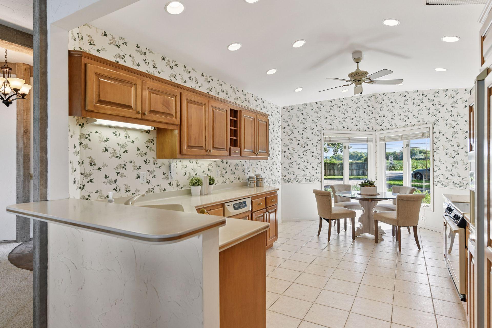 4410 Manitou Rd, Tonka Bay