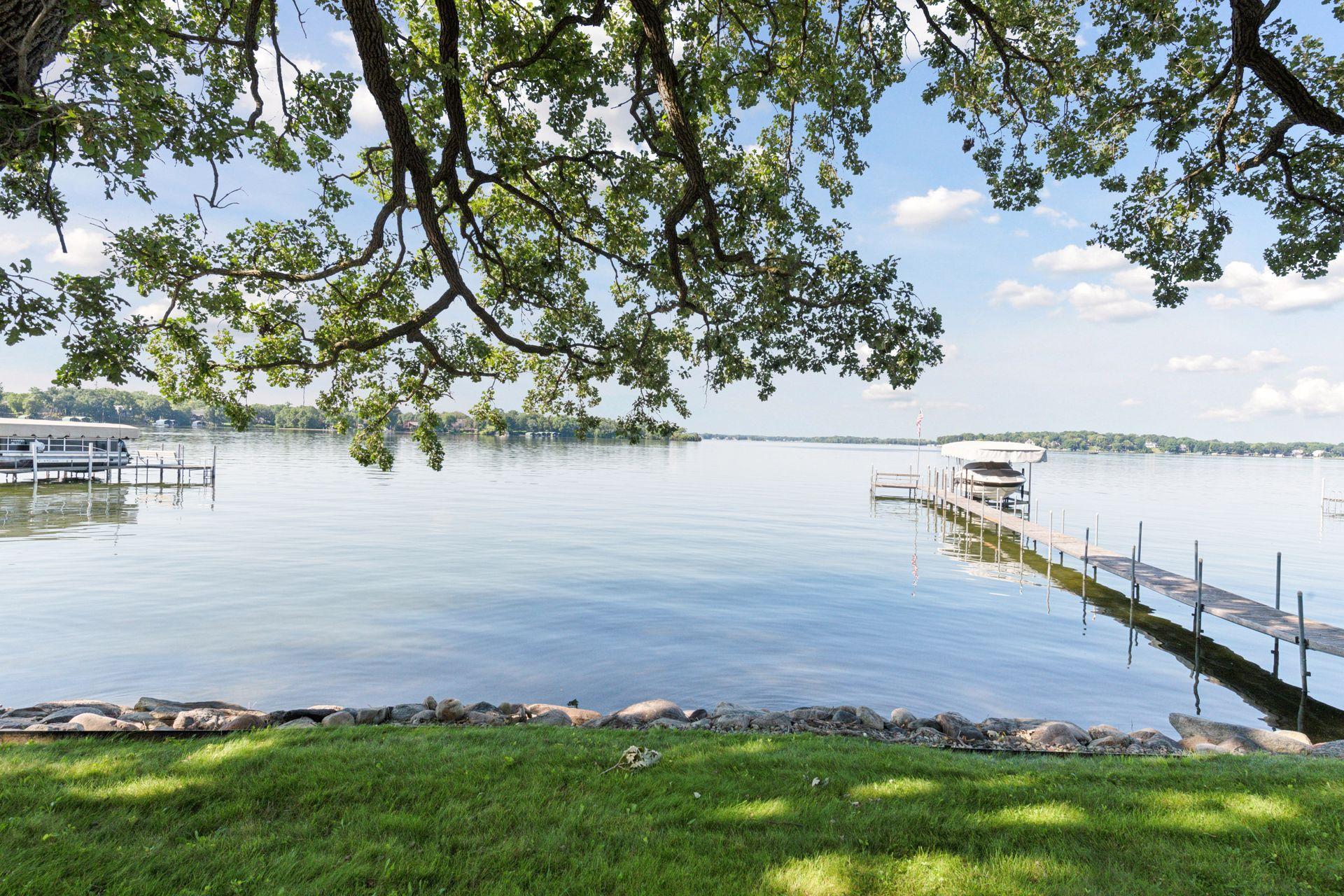 4410 Manitou Rd, Tonka Bay