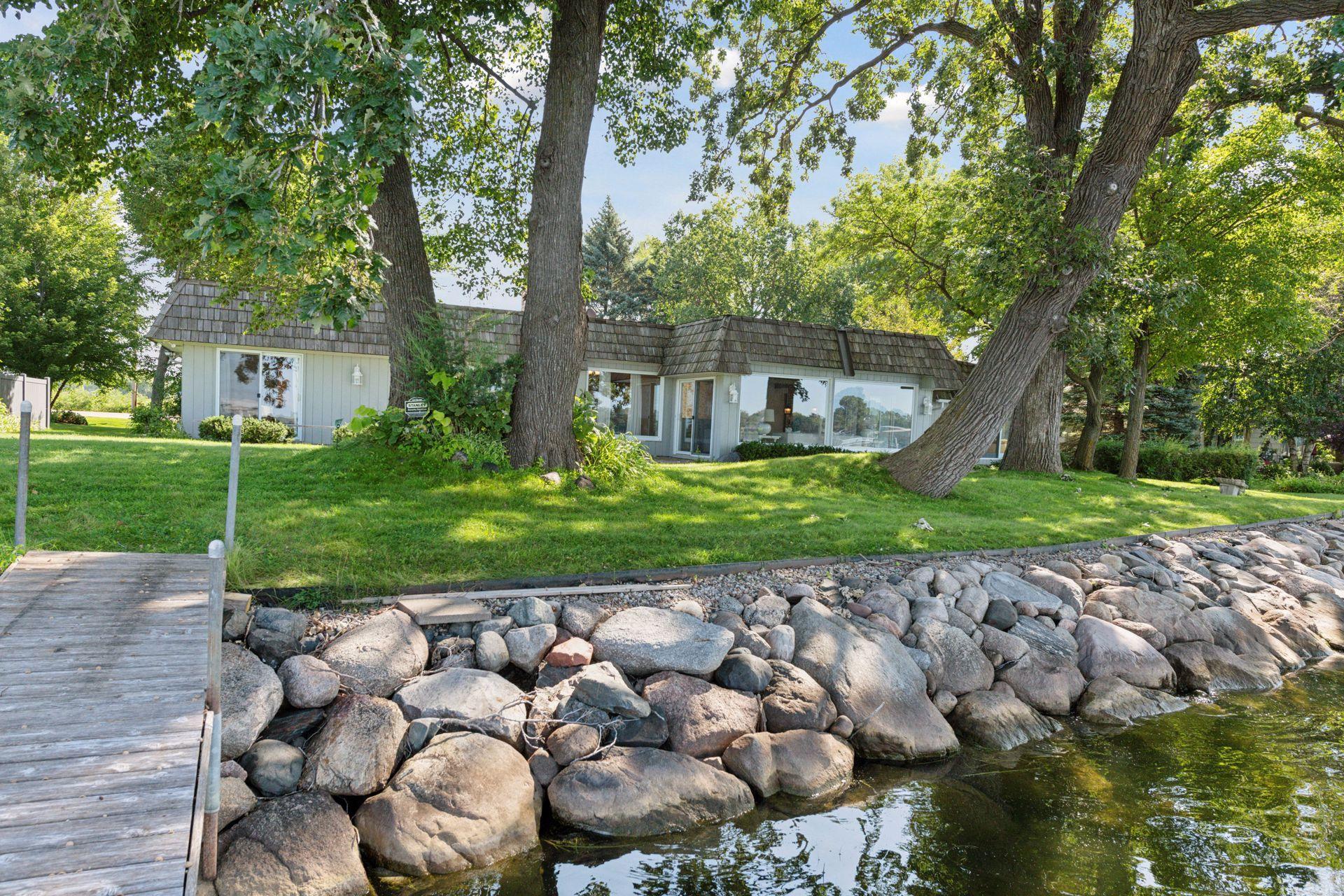 4410 Manitou Rd, Tonka Bay