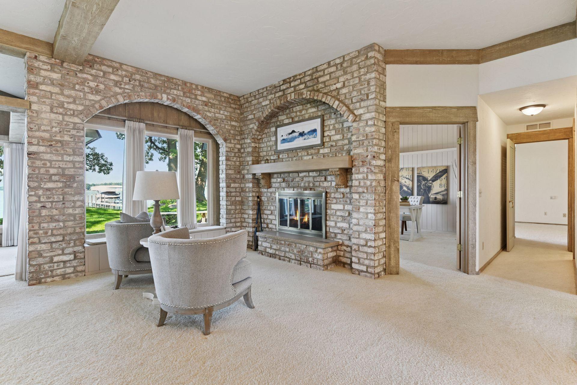 4410 Manitou Rd, Tonka Bay