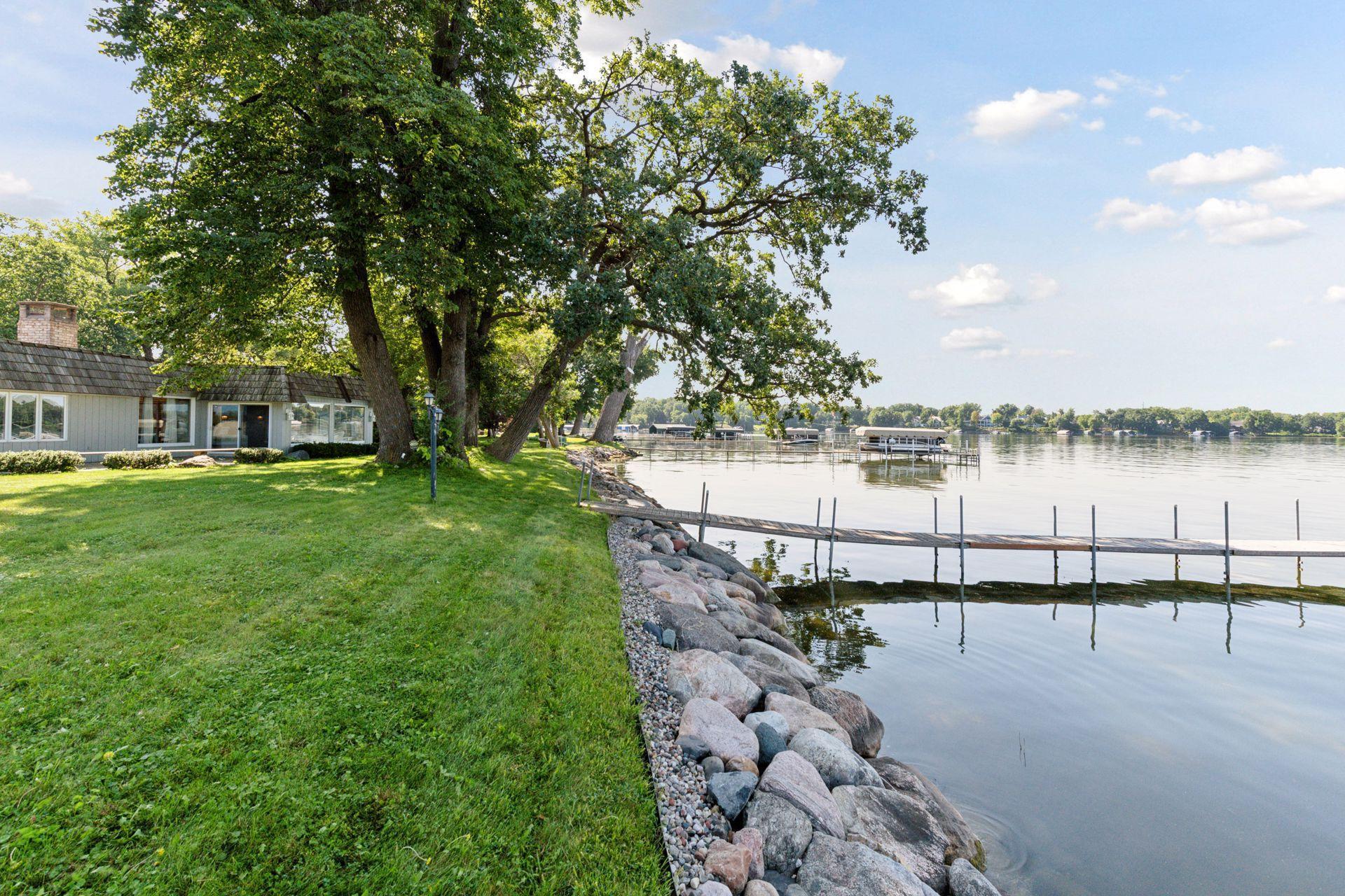 4410 Manitou Rd, Tonka Bay