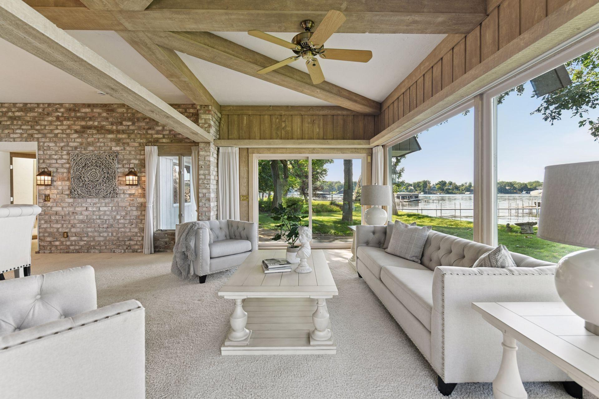 4410 Manitou Rd, Tonka Bay