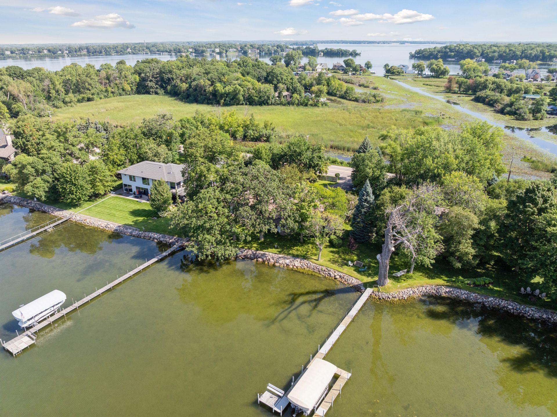 4410 Manitou Rd, Tonka Bay