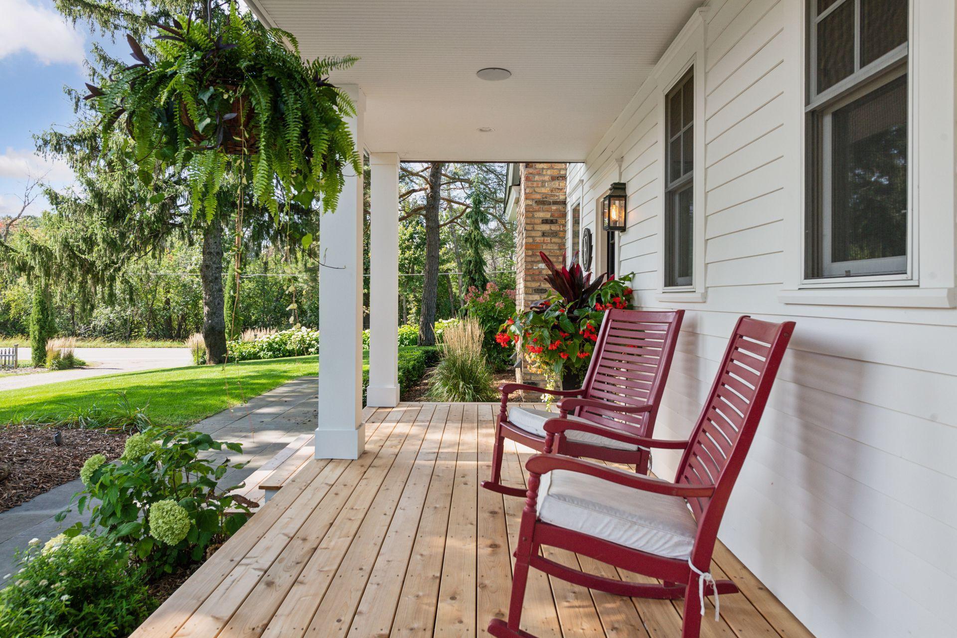 820 Old Crystal Bay Rd S, Orono