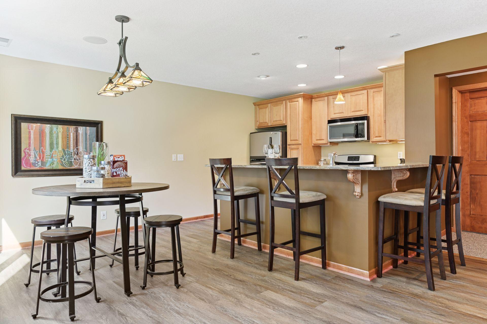 4795 Foxberry Dr, Medina