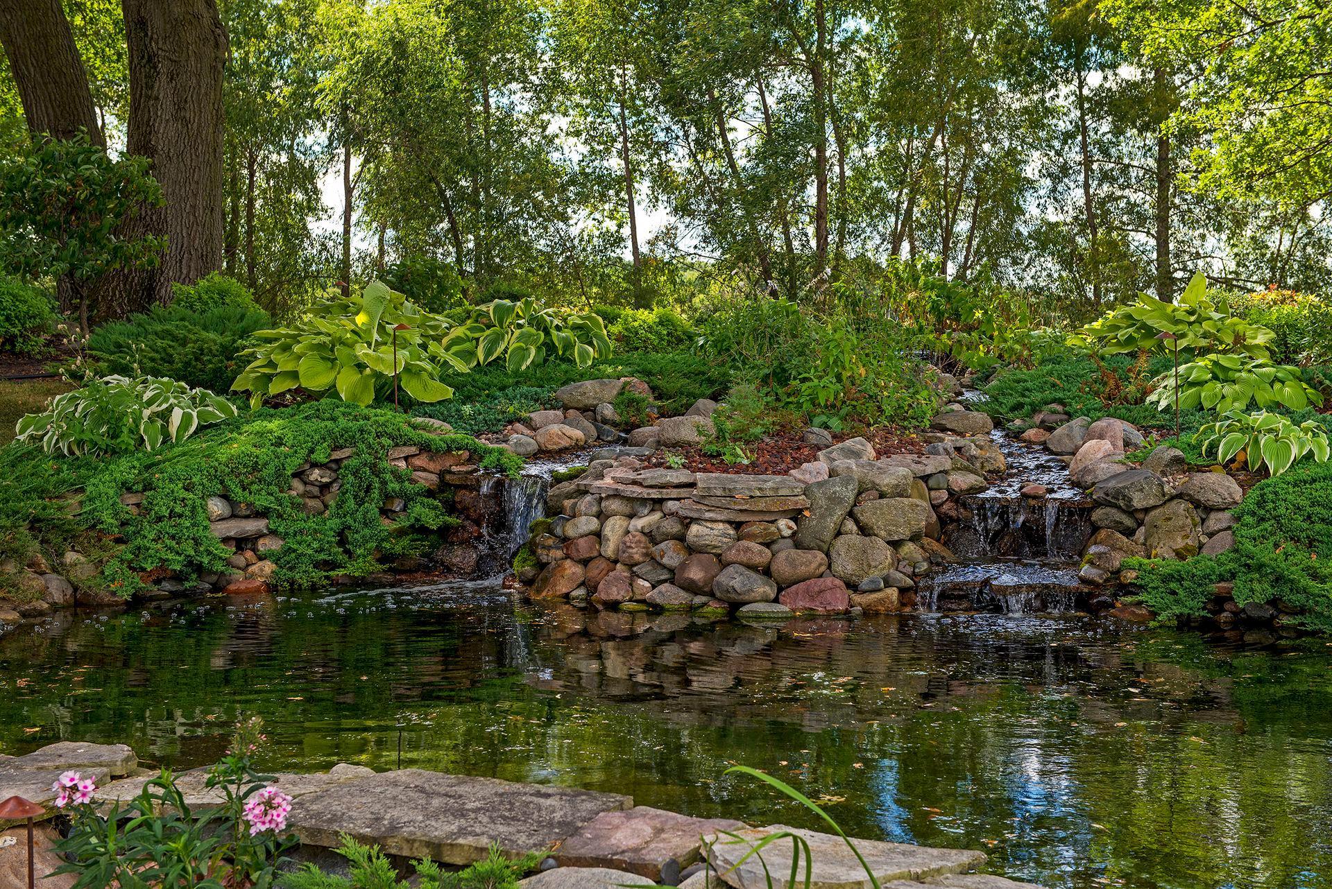 4795 Foxberry Dr, Medina