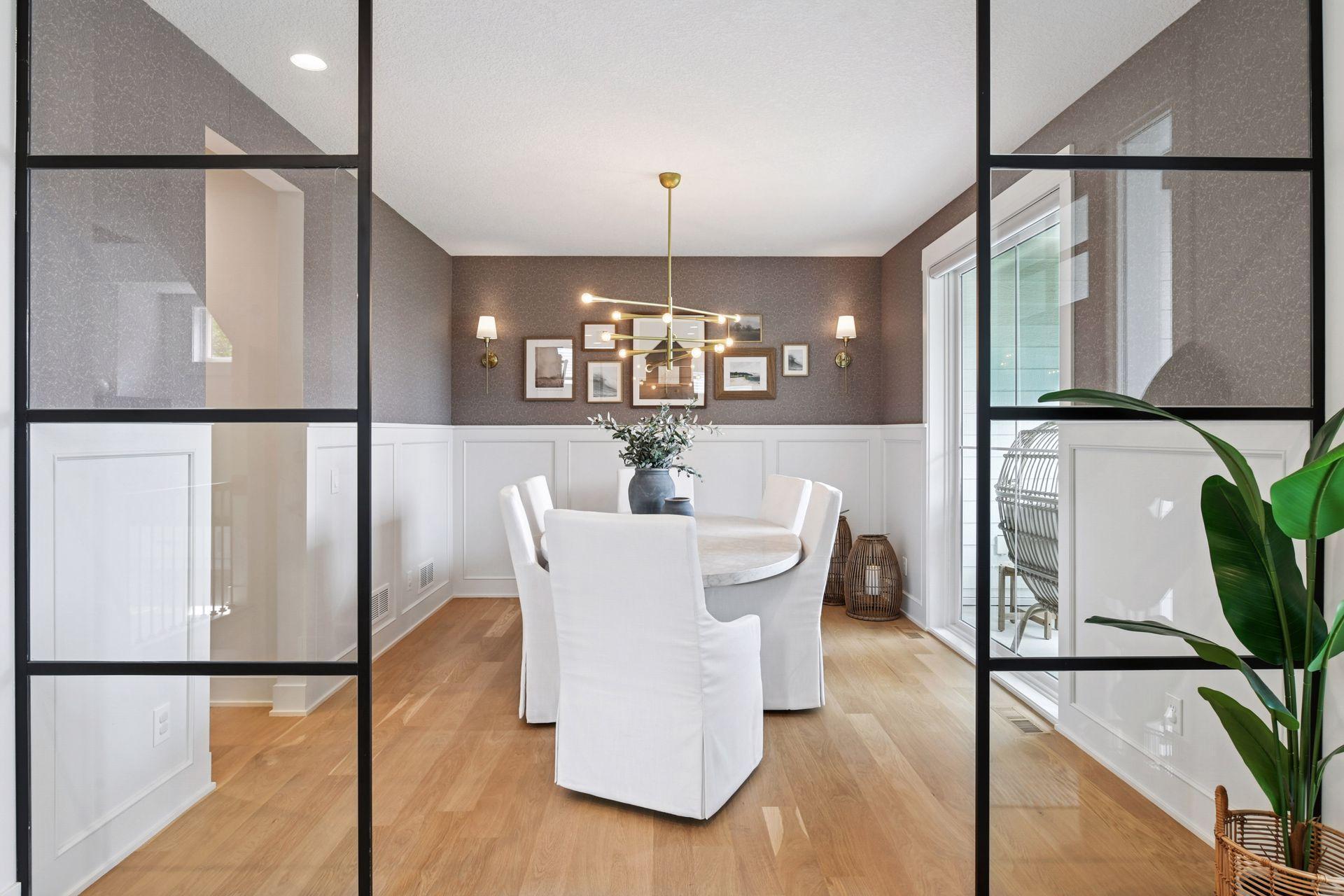 769 Woodland Hill Ct, Medina