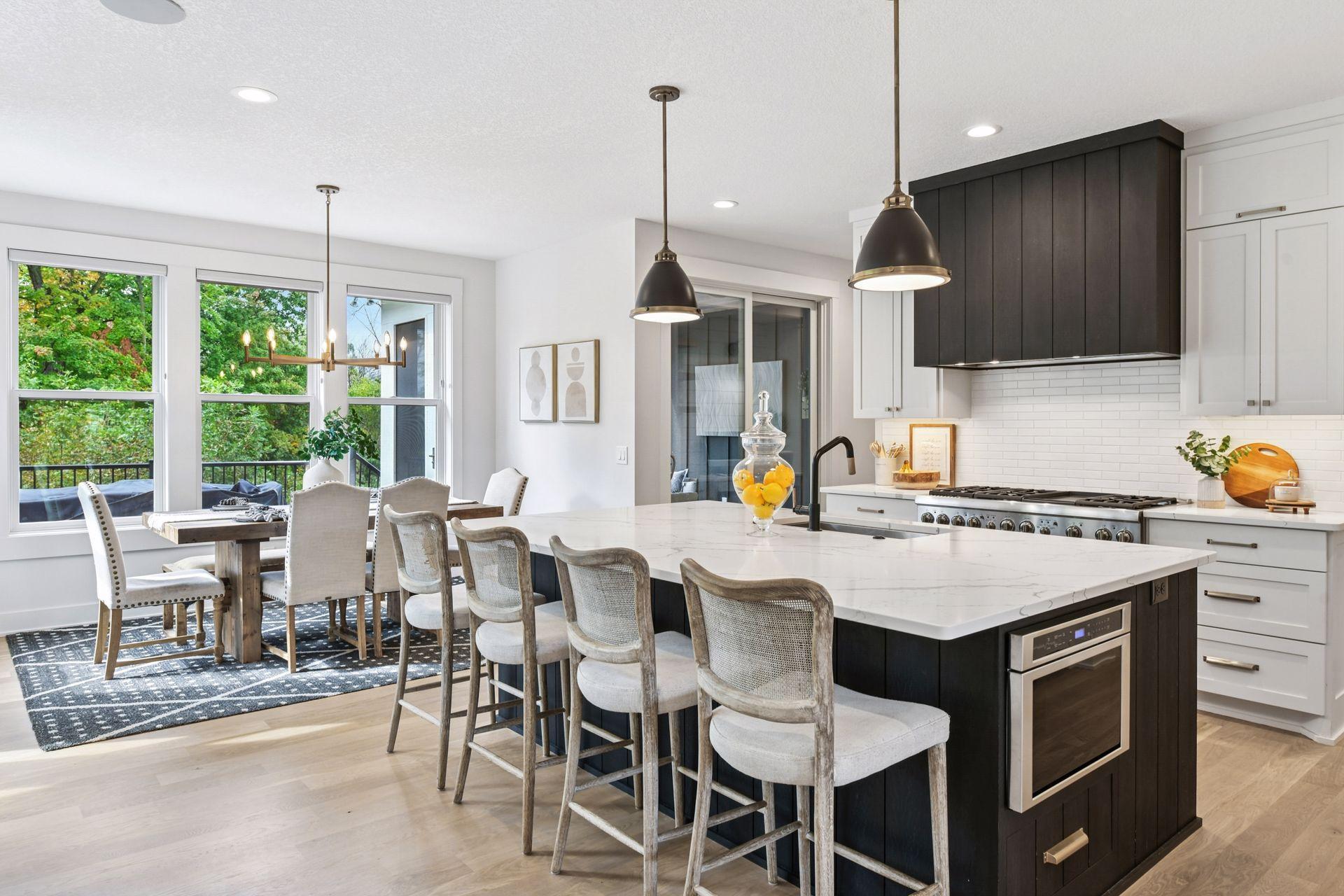 769 Woodland Hill Ct, Medina