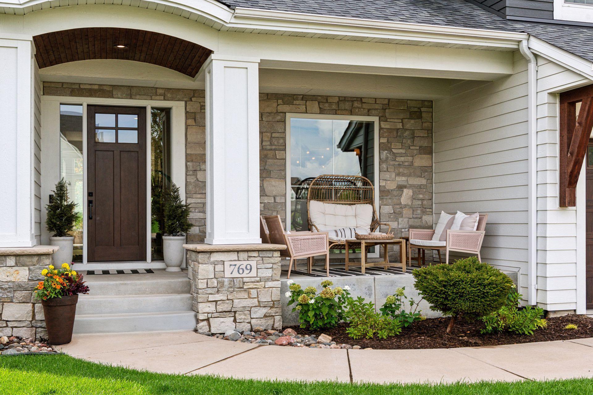 769 Woodland Hill Ct, Medina