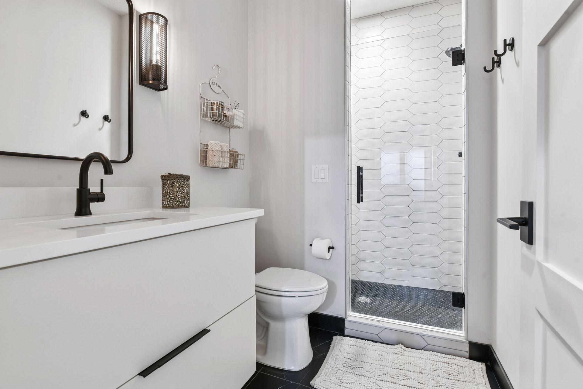 769 Woodland Hill Ct, Medina