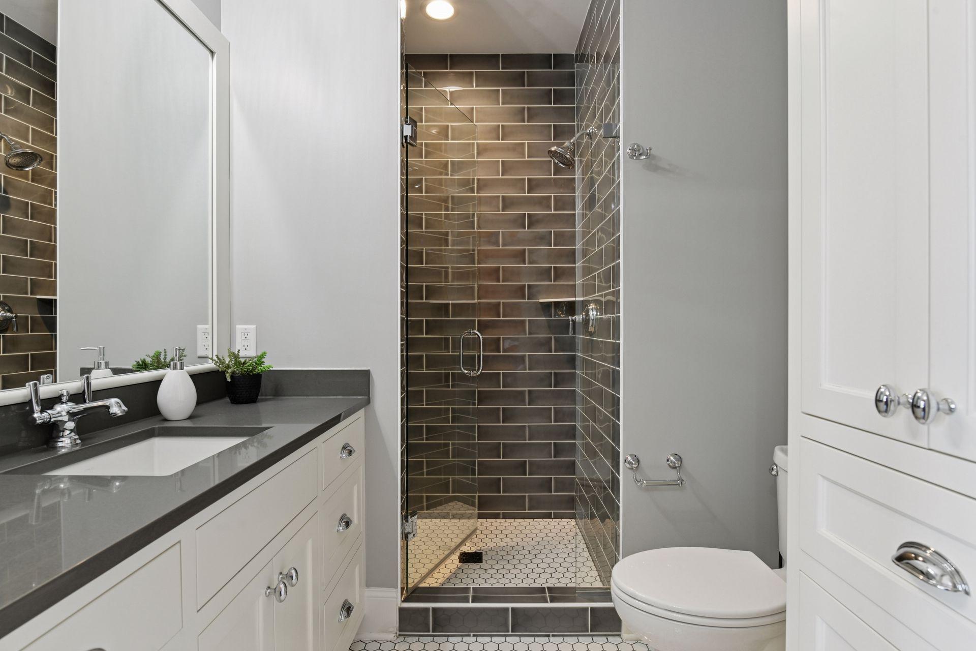 3758 Woodland Cove Pkwy, Minnetrista