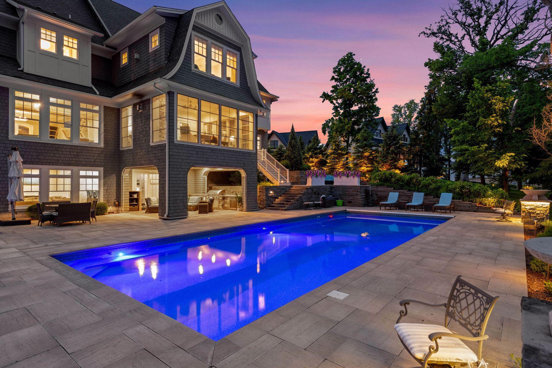 3758 Woodland Cove Pkwy, Minnetrista