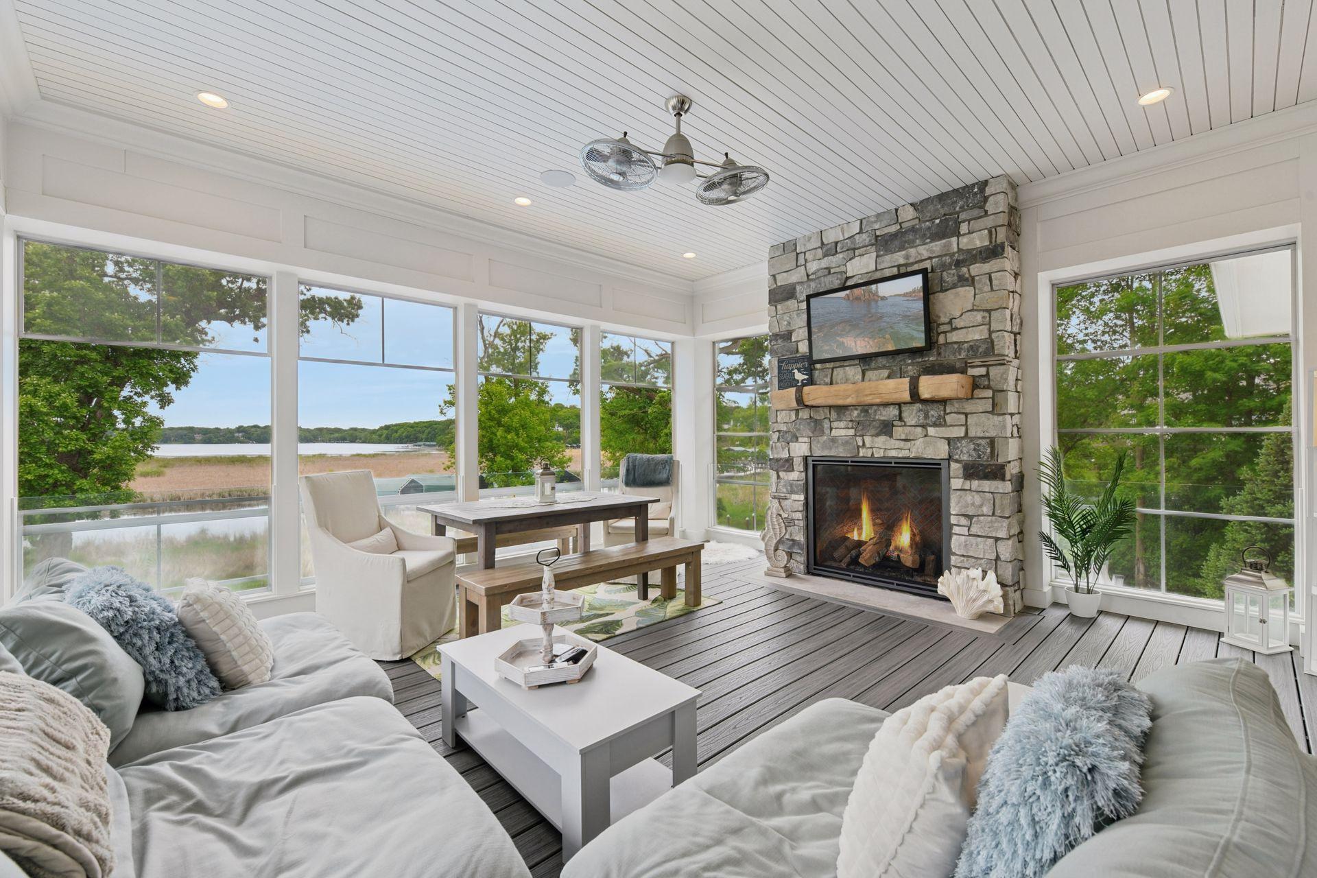 3758 Woodland Cove Pkwy, Minnetrista