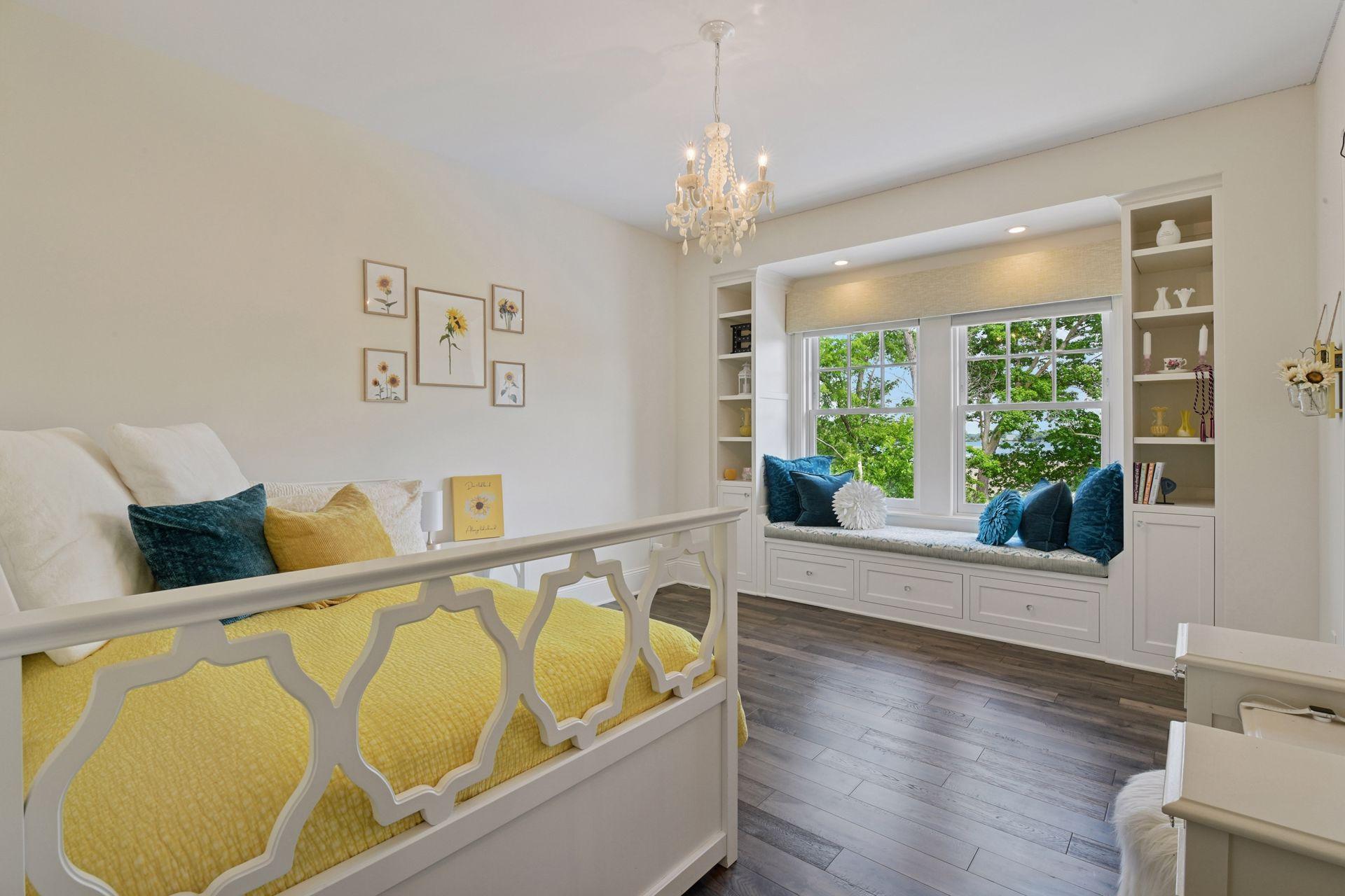 3758 Woodland Cove Pkwy, Minnetrista