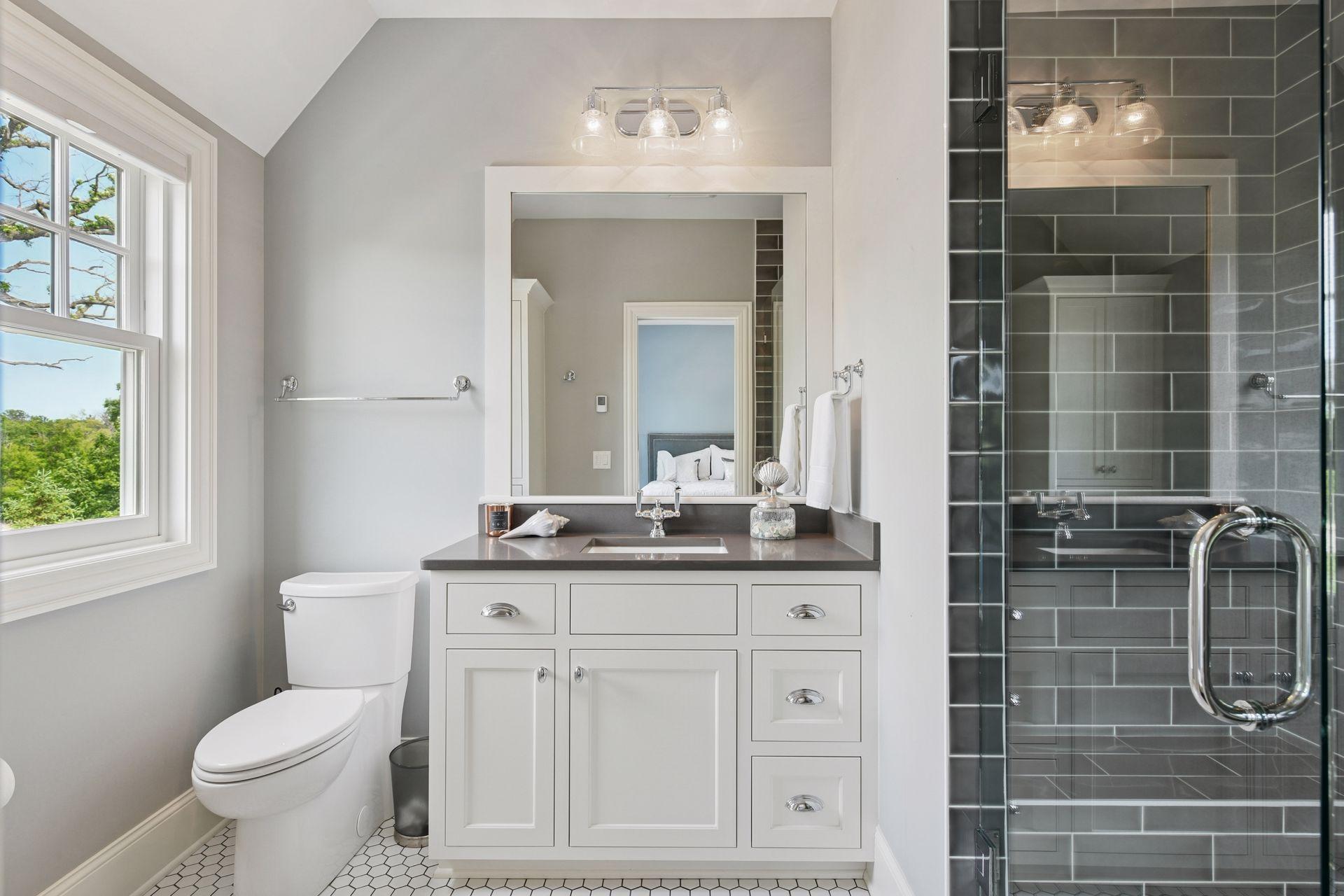 3758 Woodland Cove Pkwy, Minnetrista