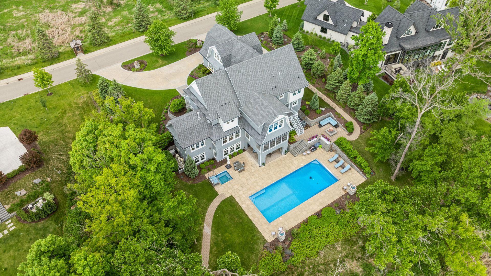 3758 Woodland Cove Pkwy, Minnetrista