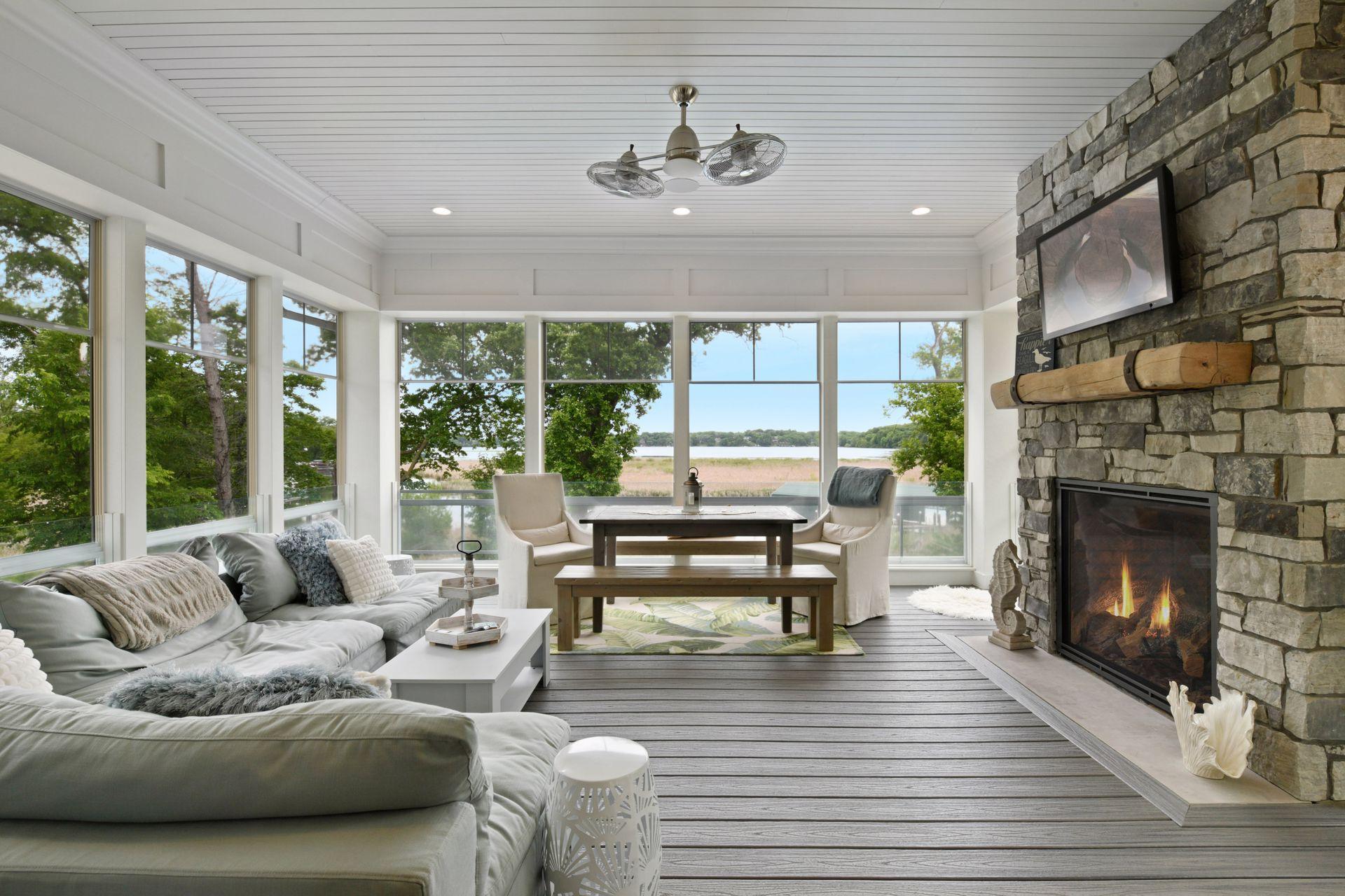 3758 Woodland Cove Pkwy, Minnetrista