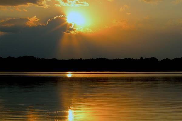 245 Lakeview Ave, Tonka Bay