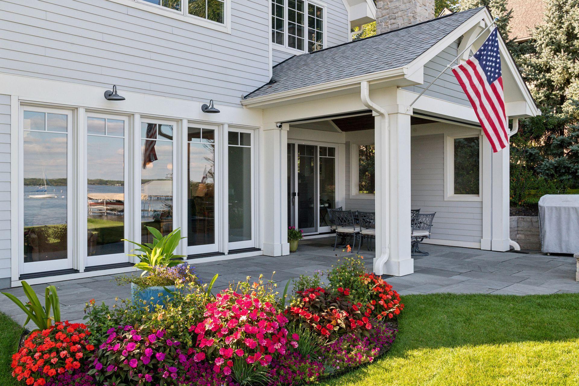 245 Lakeview Ave, Tonka Bay