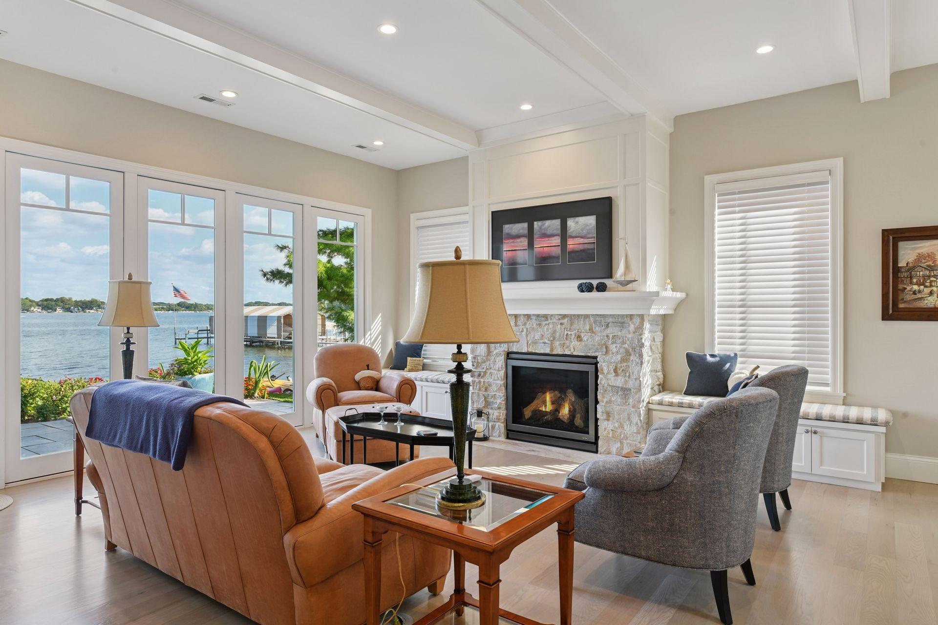 245 Lakeview Ave, Tonka Bay