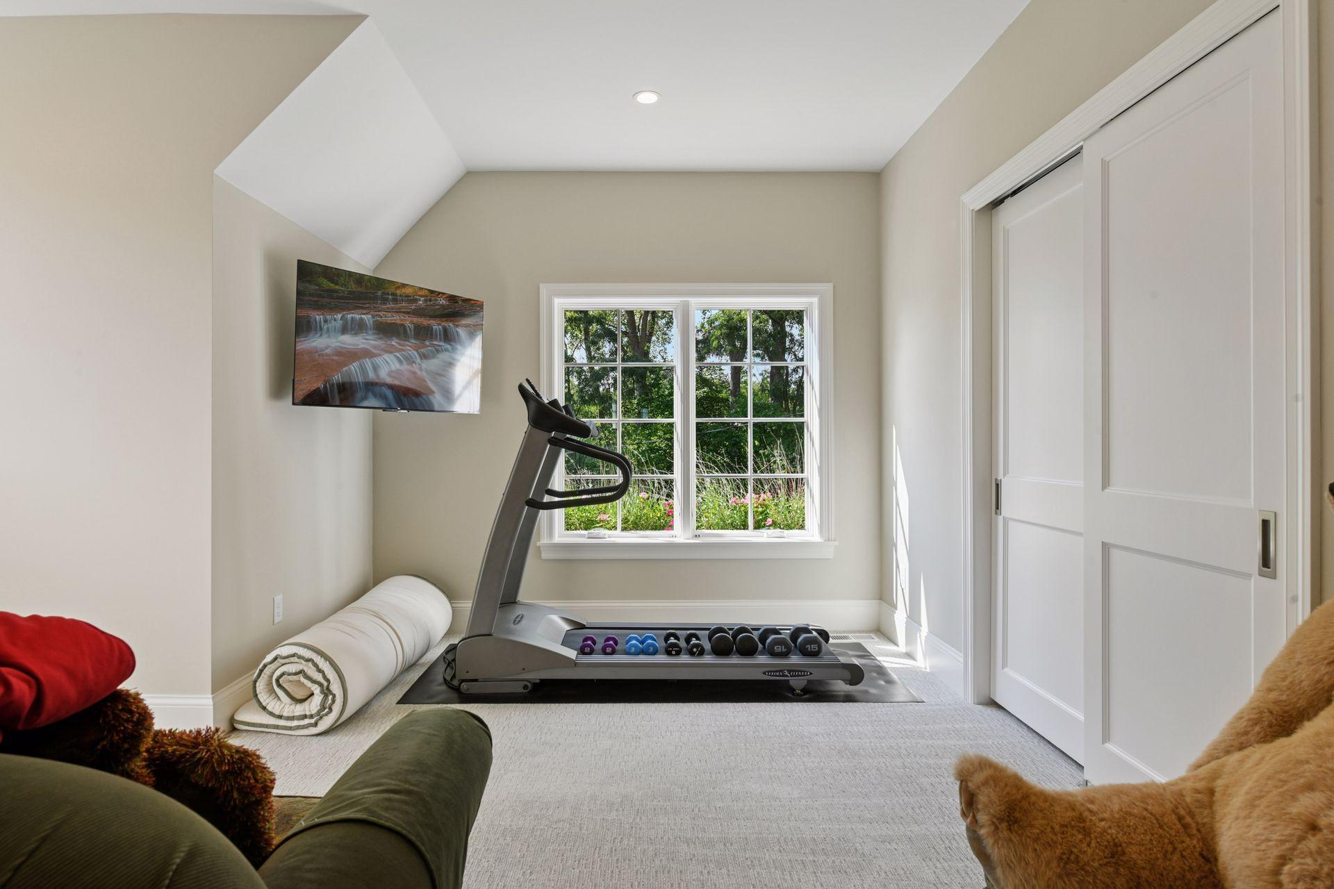 245 Lakeview Ave, Tonka Bay