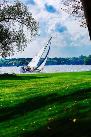 245 Lakeview Ave, Tonka Bay