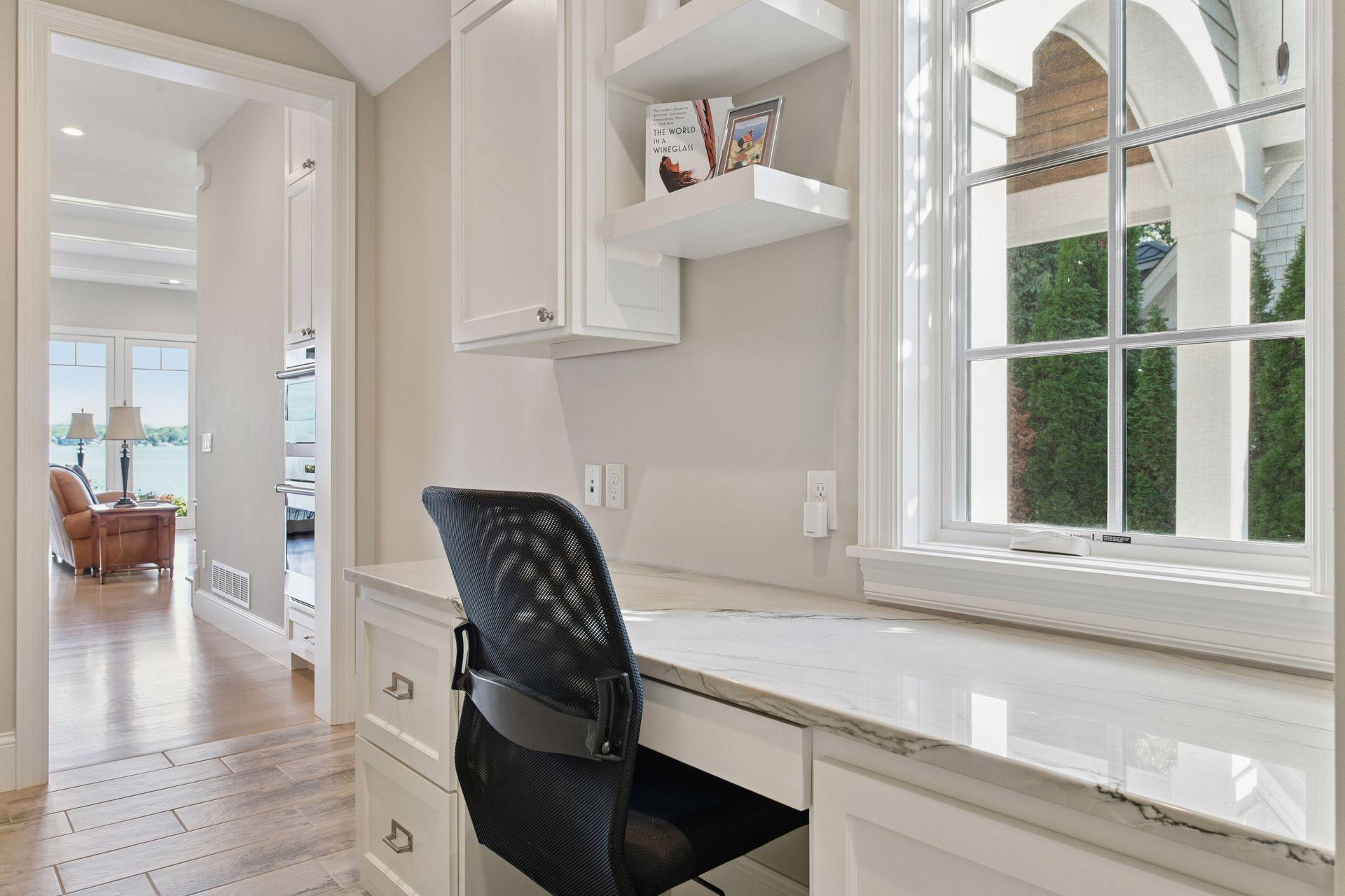 245 Lakeview Ave, Tonka Bay