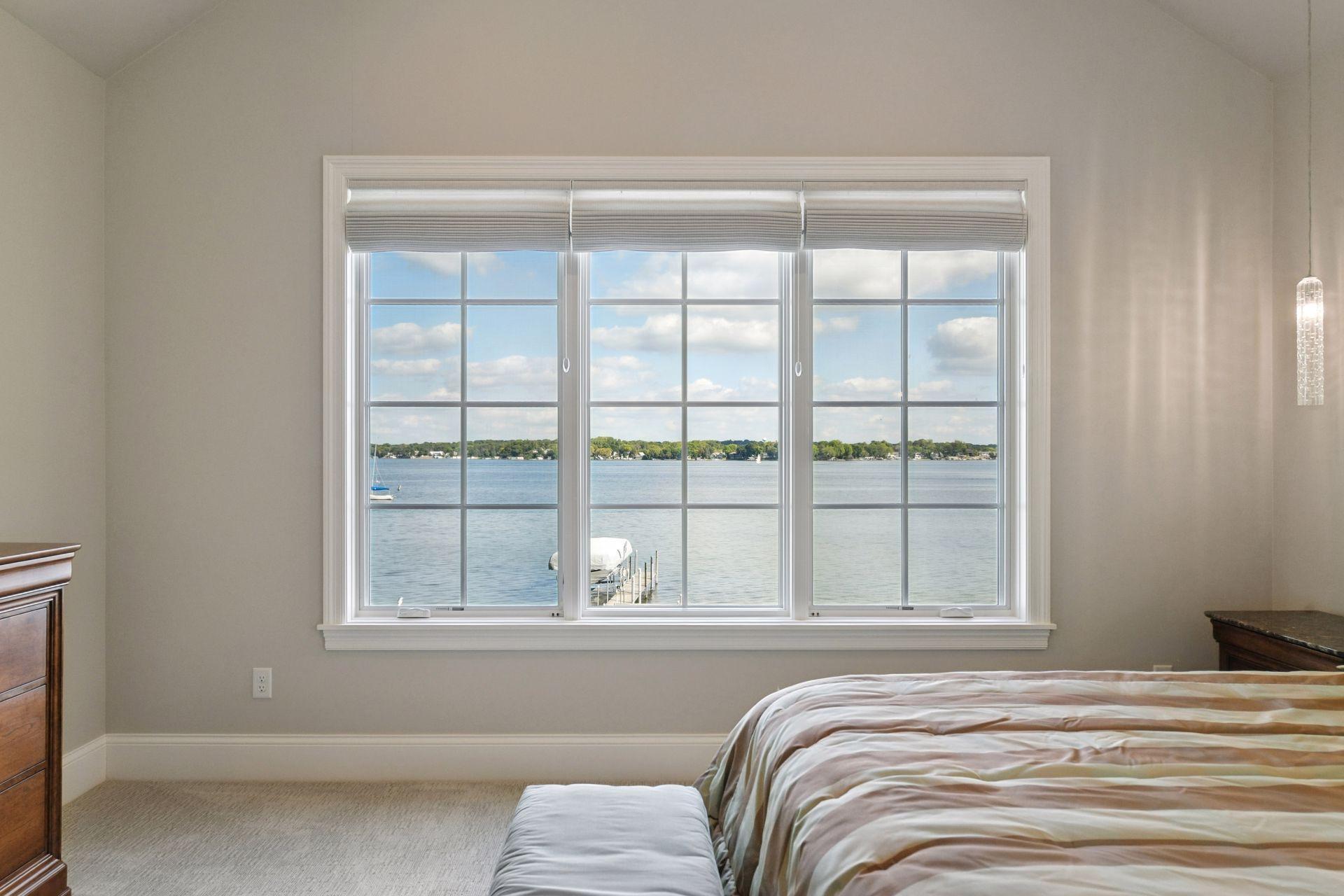 245 Lakeview Ave, Tonka Bay