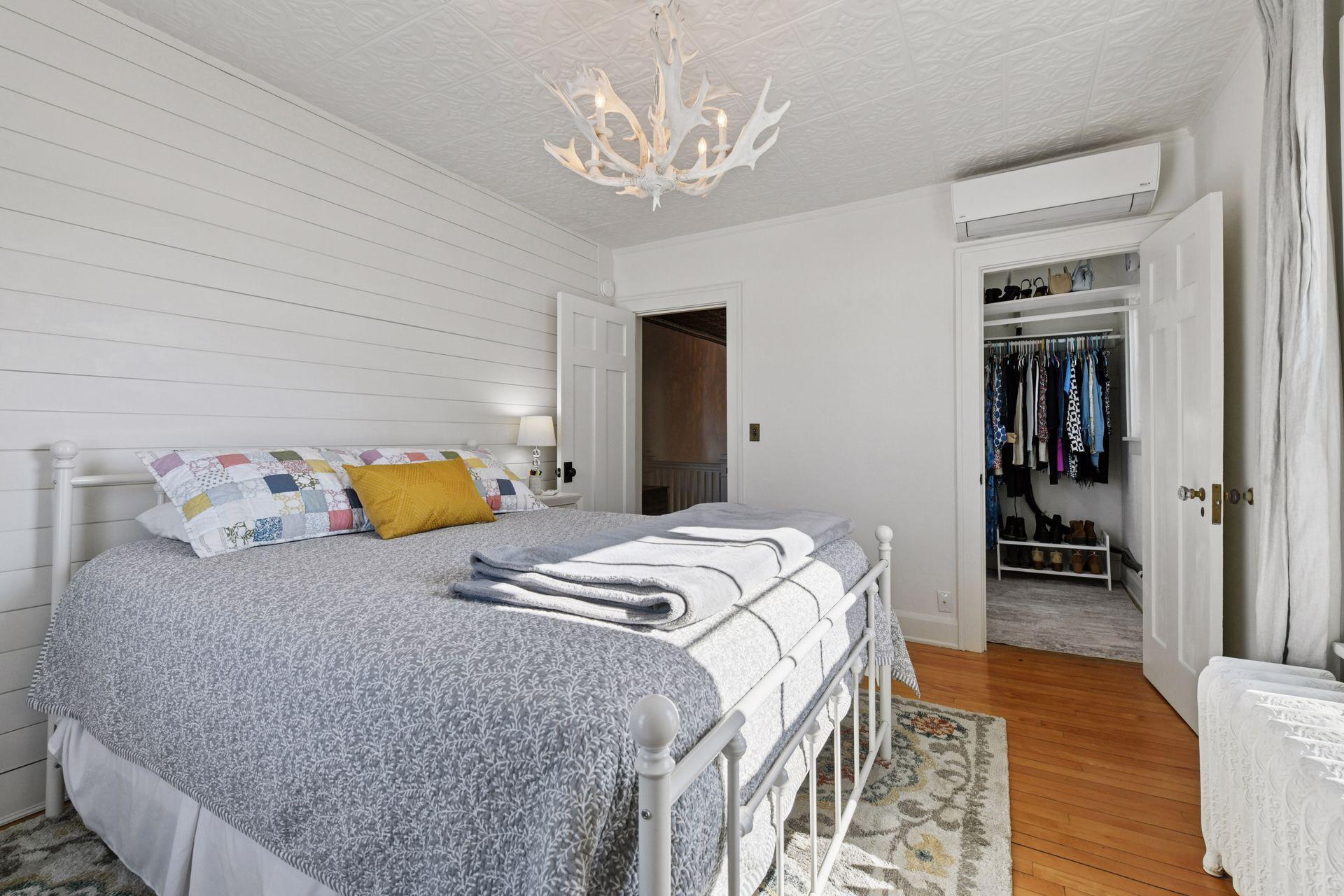 2463 Black Lake Rd, Spring Park