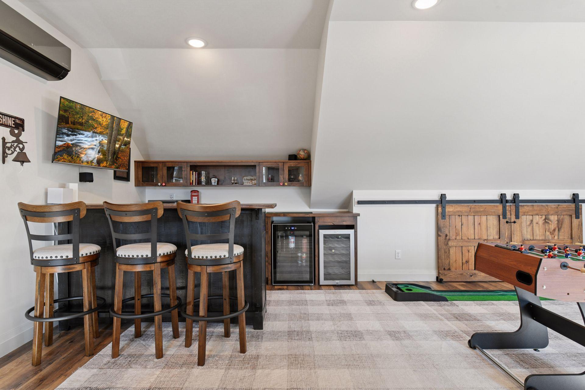 2463 Black Lake Rd, Spring Park