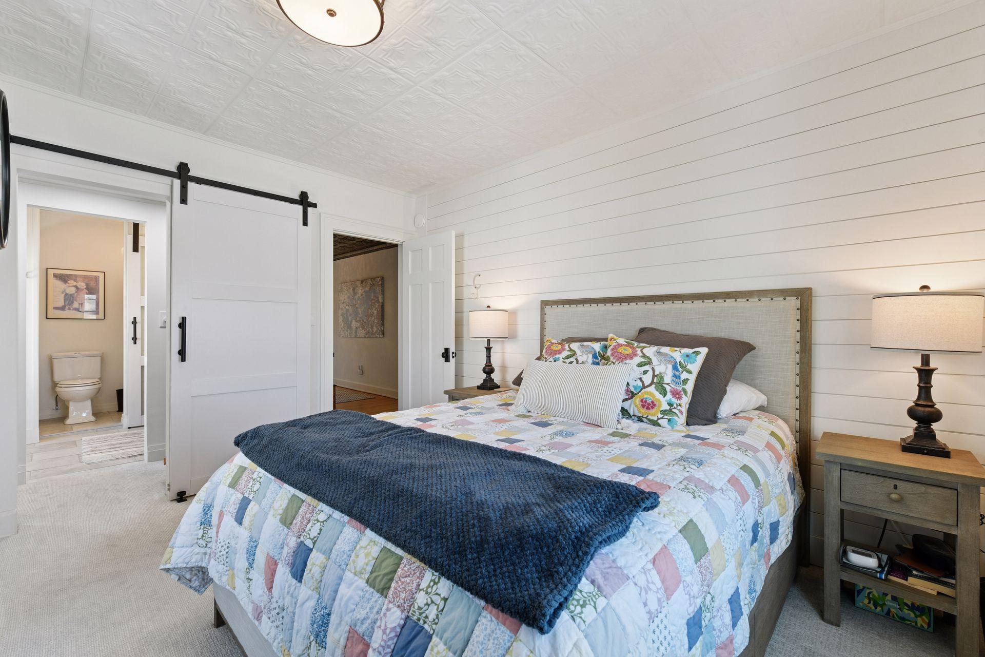 2463 Black Lake Rd, Spring Park