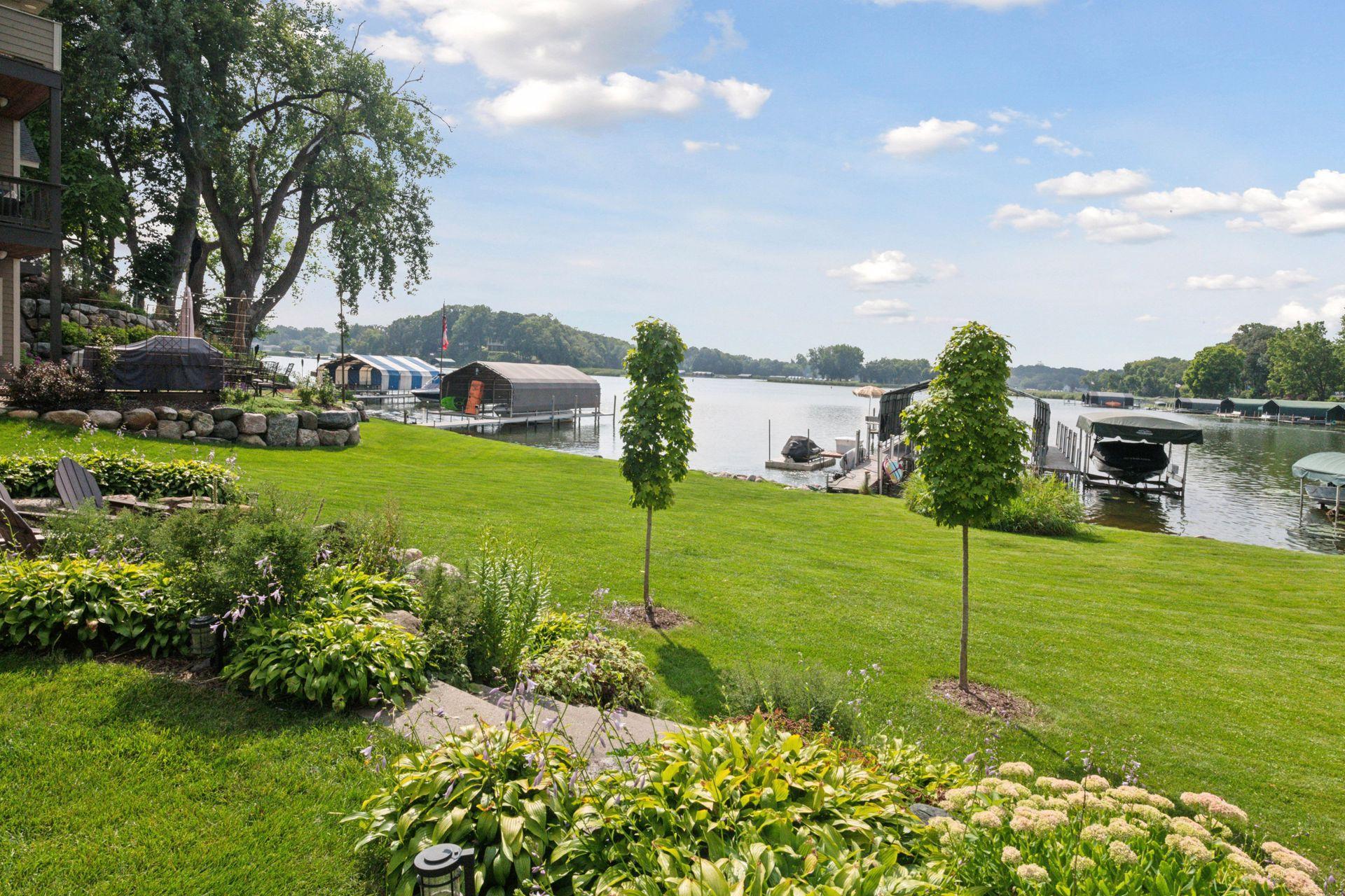 2463 Black Lake Rd, Spring Park