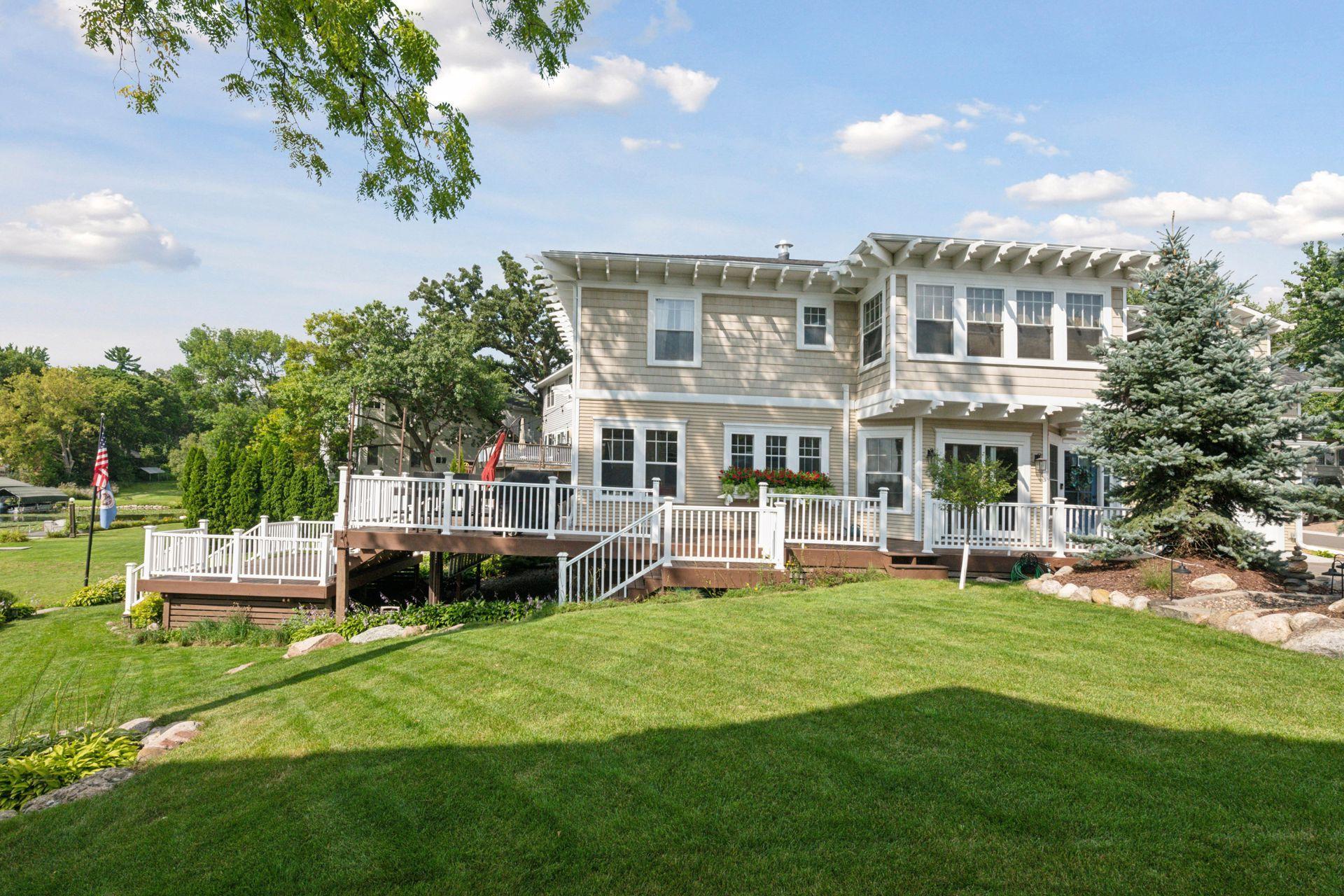 2463 Black Lake Rd, Spring Park