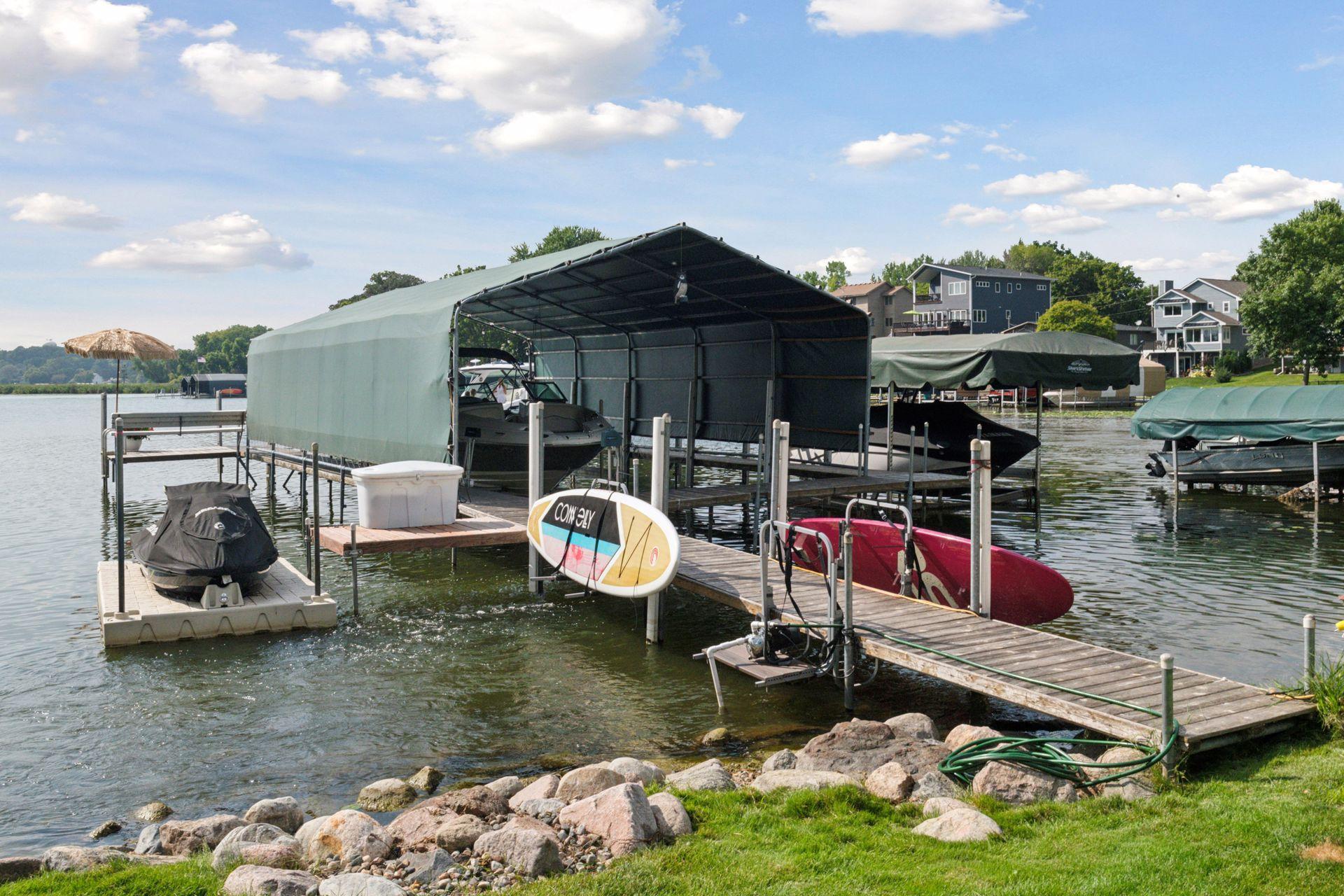 2463 Black Lake Rd, Spring Park