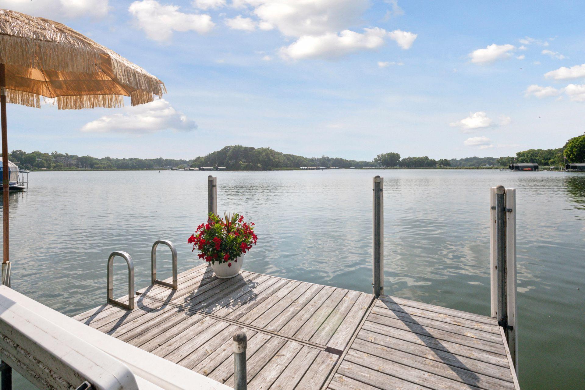 2463 Black Lake Rd, Spring Park