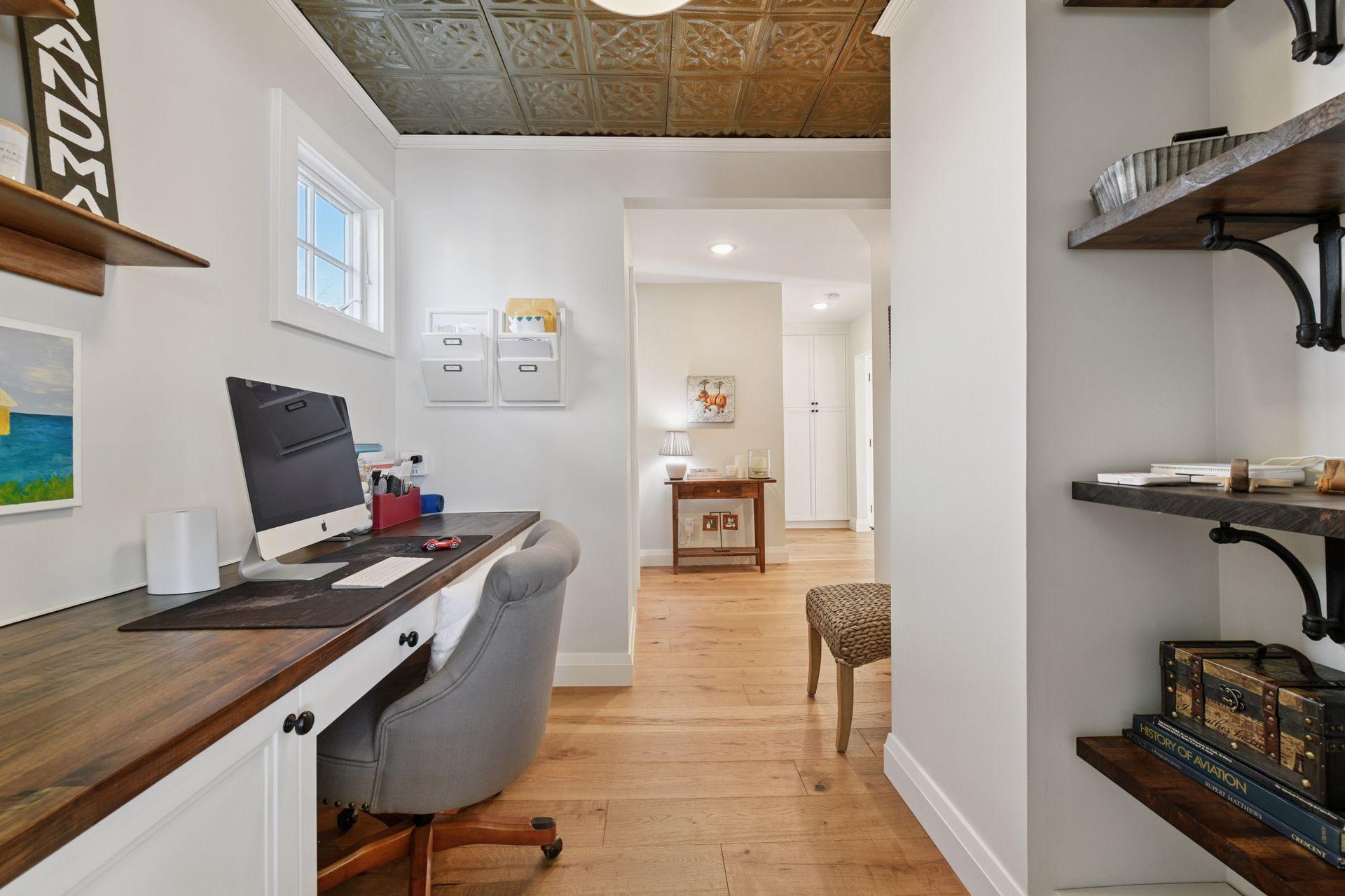 2463 Black Lake Rd, Spring Park