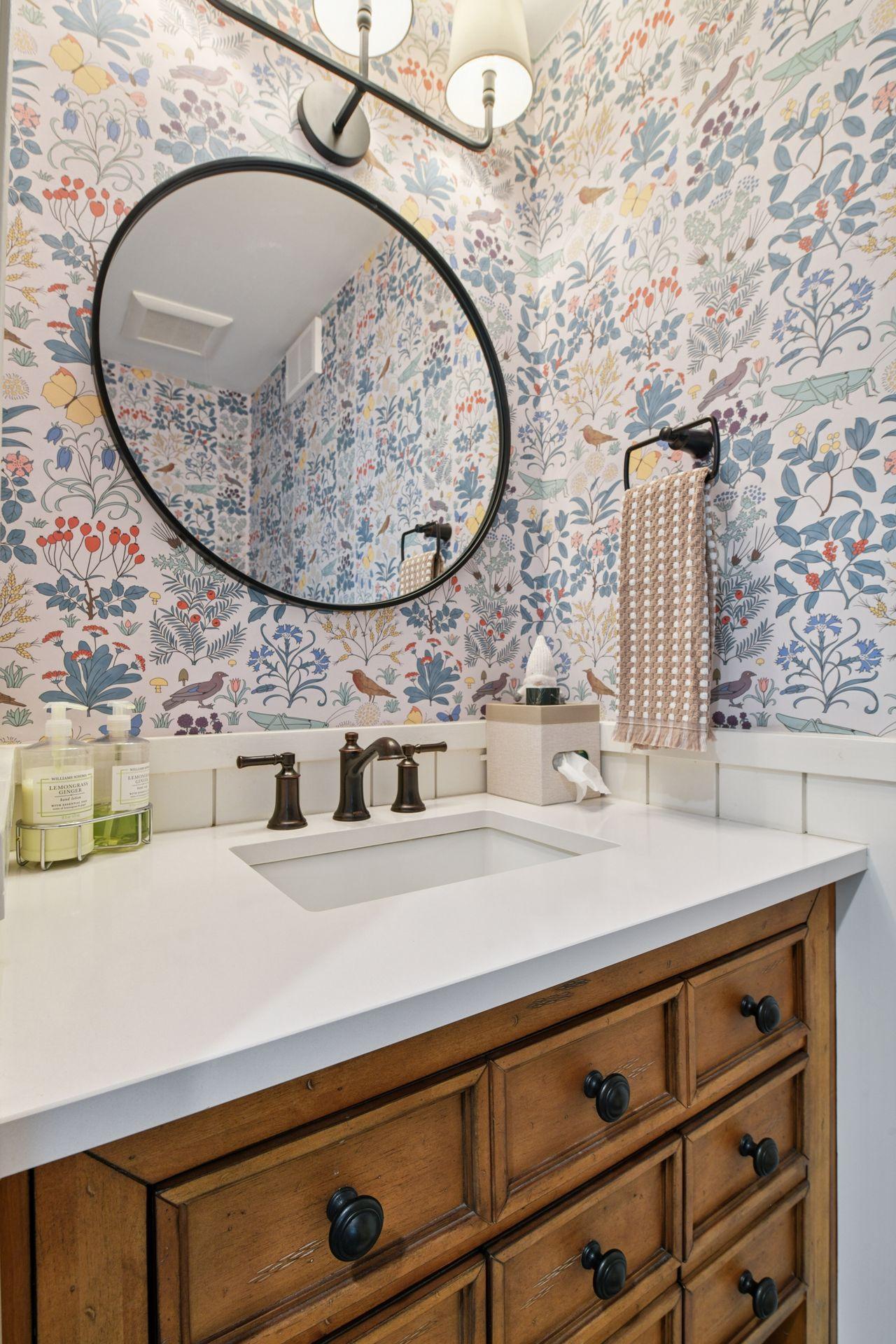 2463 Black Lake Rd, Spring Park