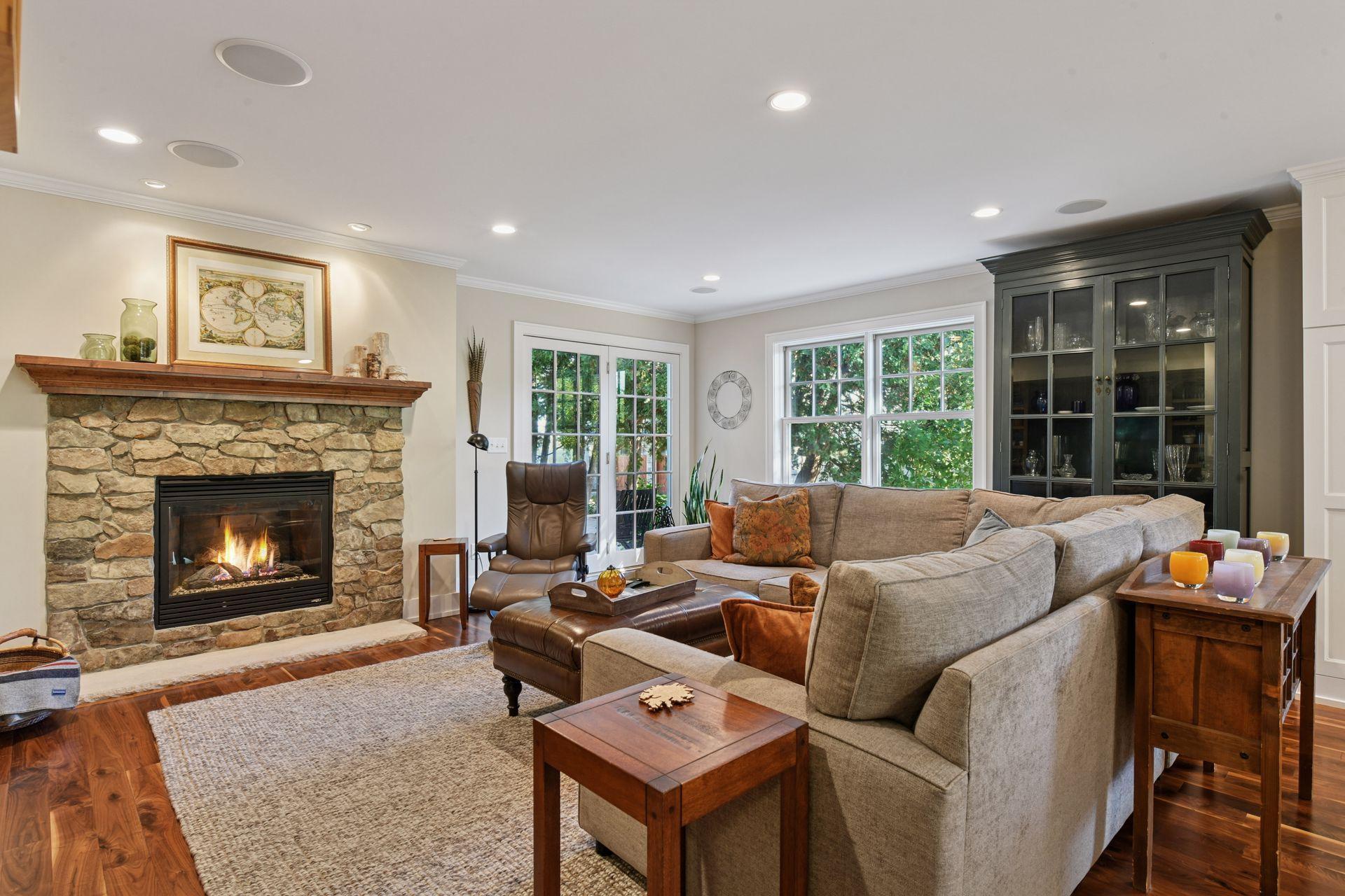 2938 Northview Rd, Minnetonka Beach