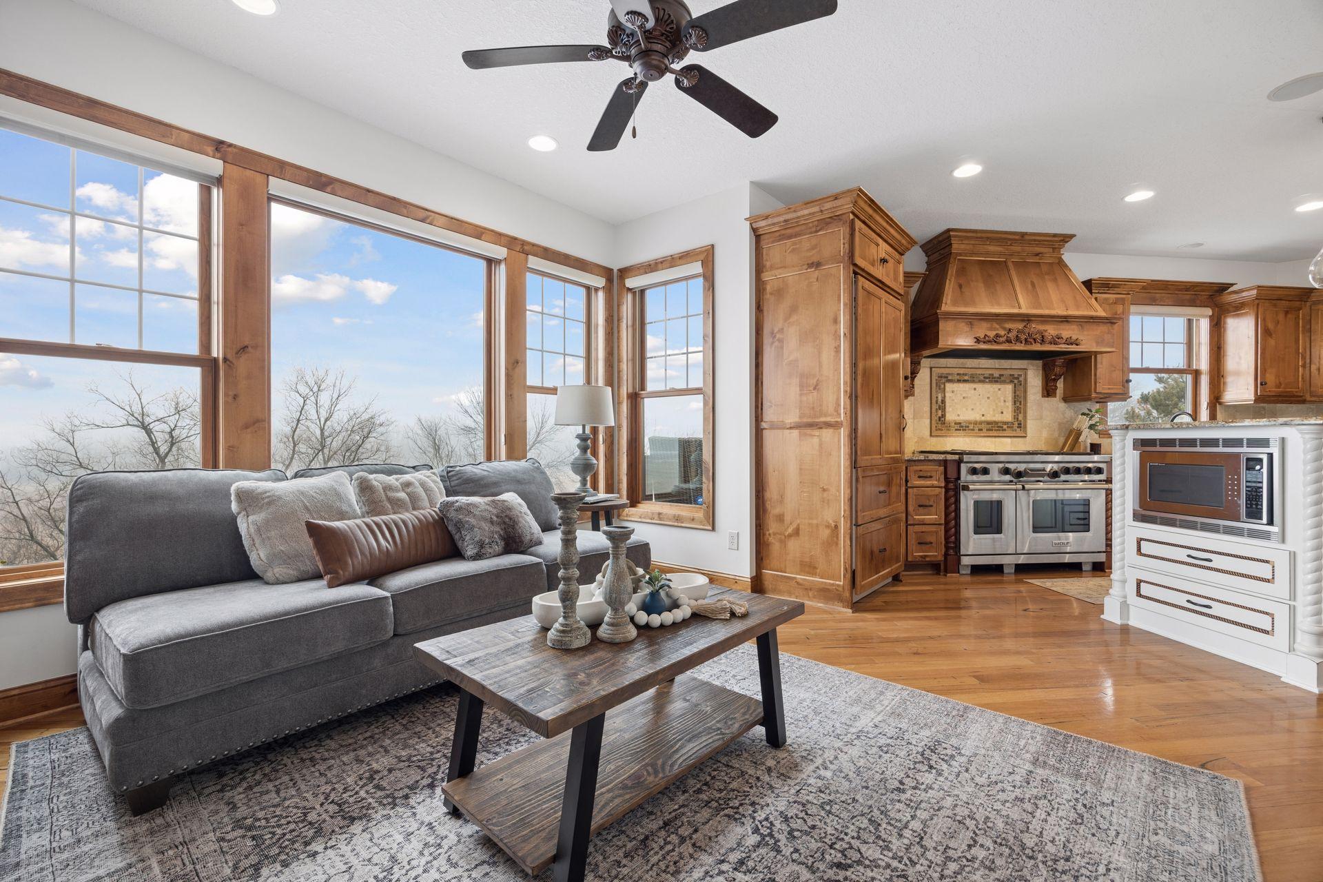 2490 Marshview Ct, Victoria