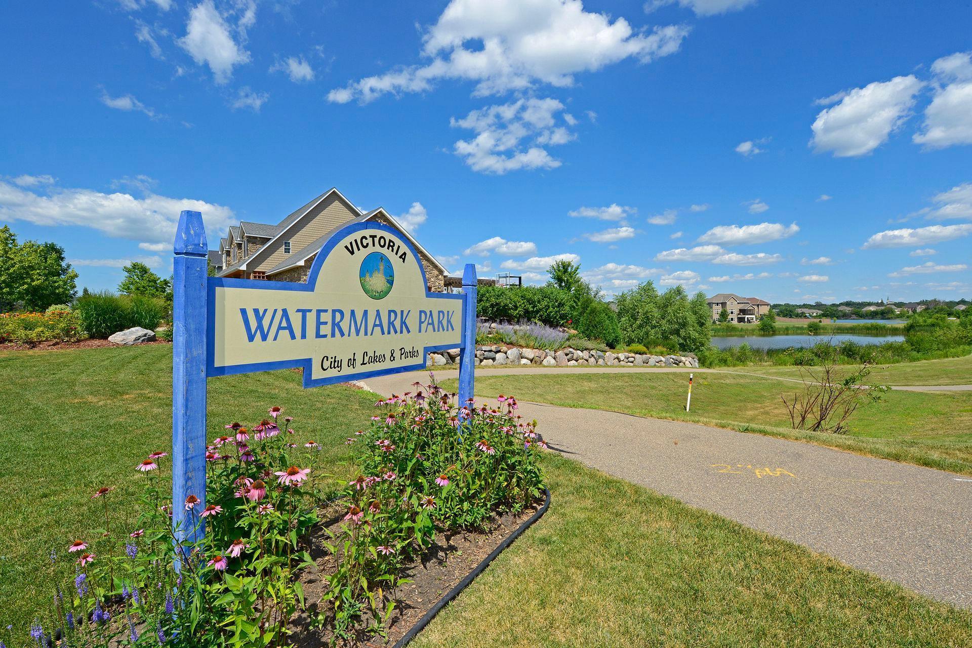 2490 Marshview Ct, Victoria