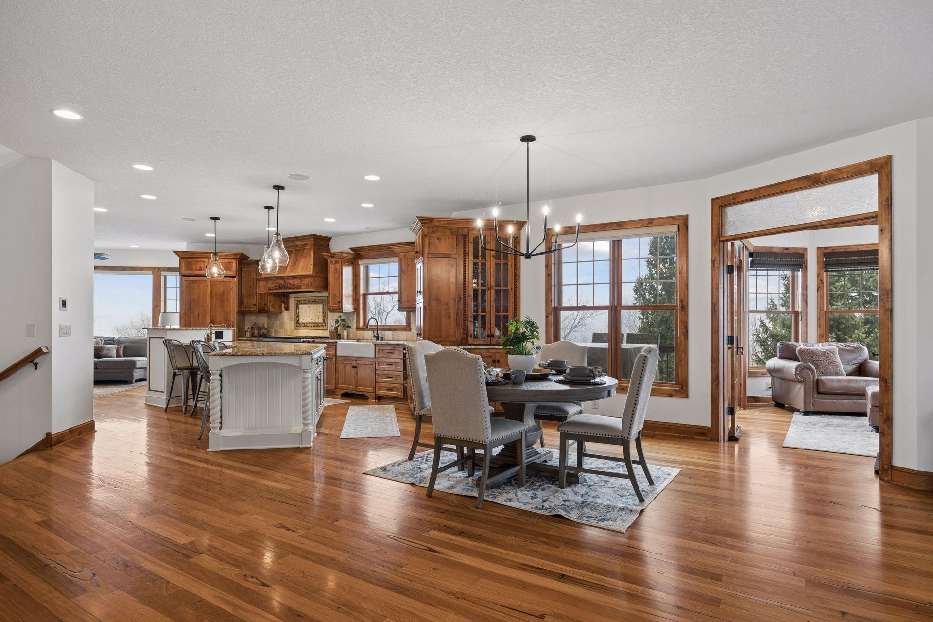 2490 Marshview Ct, Victoria