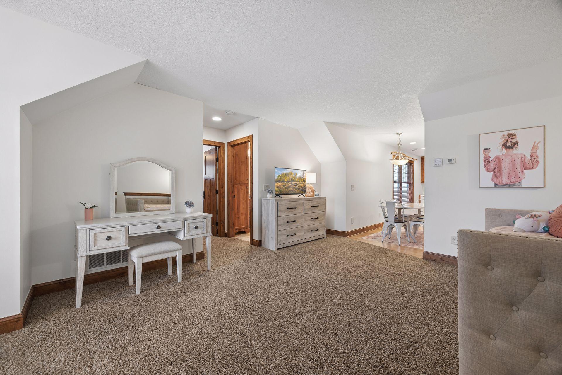 2490 Marshview Ct, Victoria