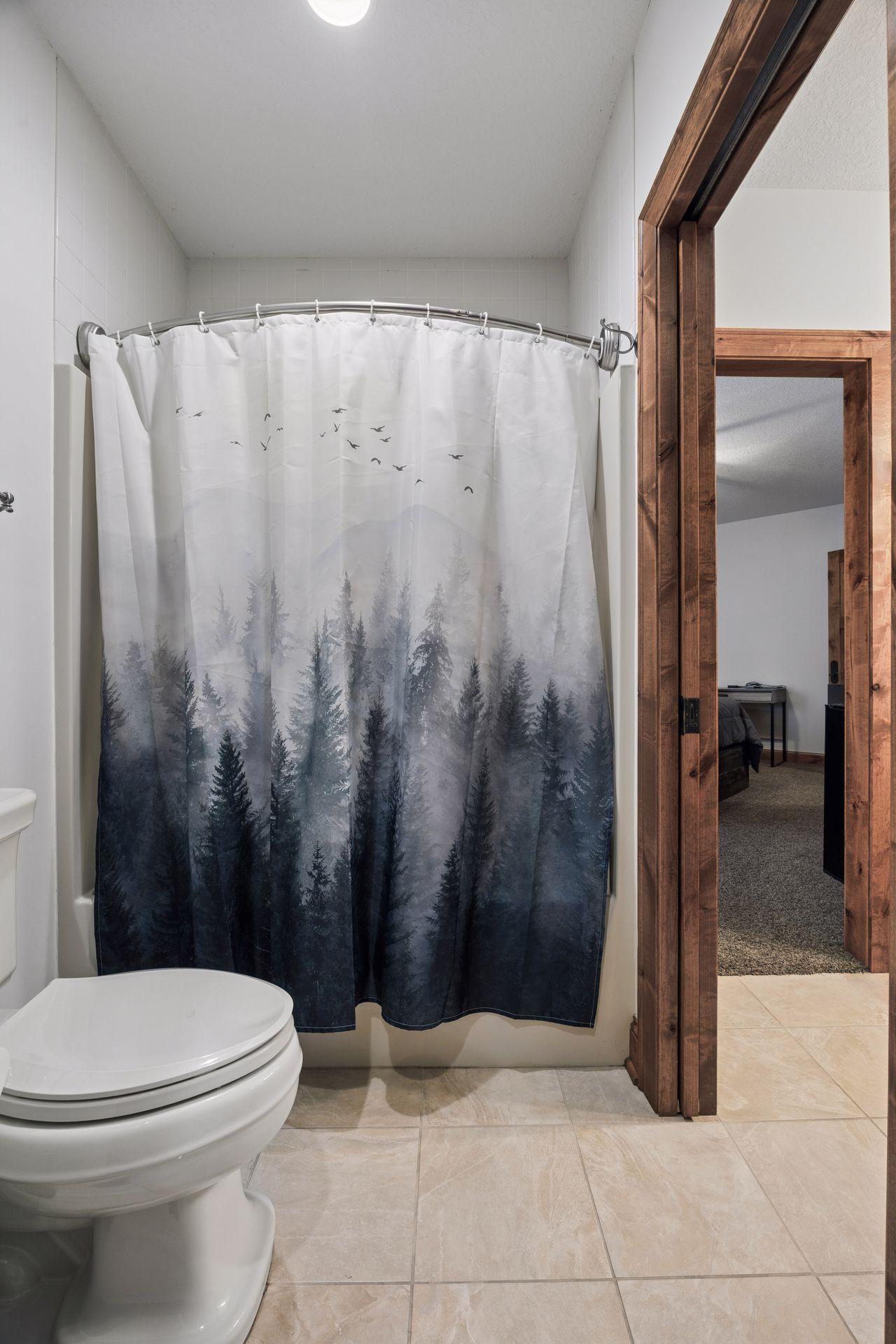 2490 Marshview Ct, Victoria