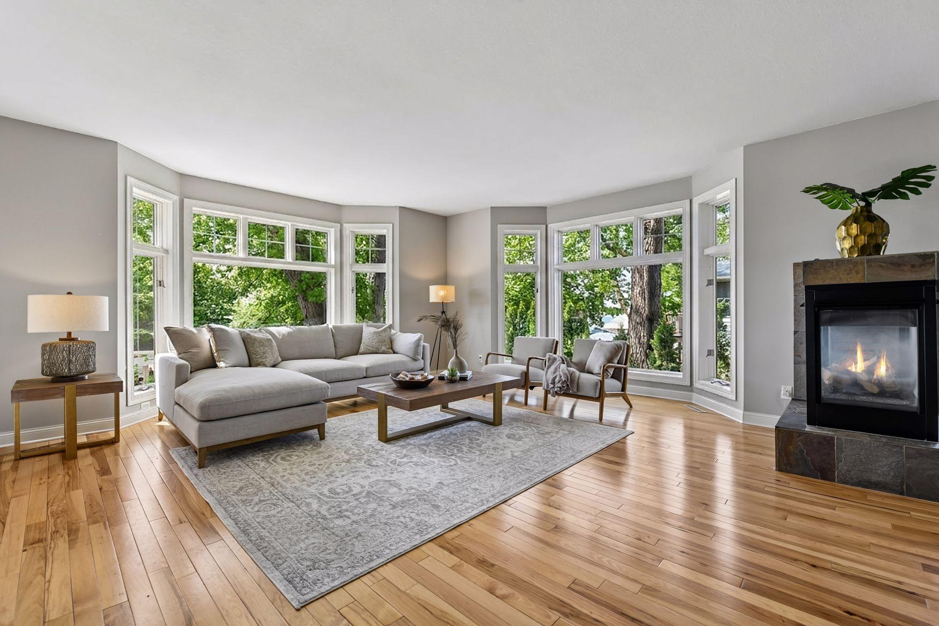 4660 Island View Dr, Mound